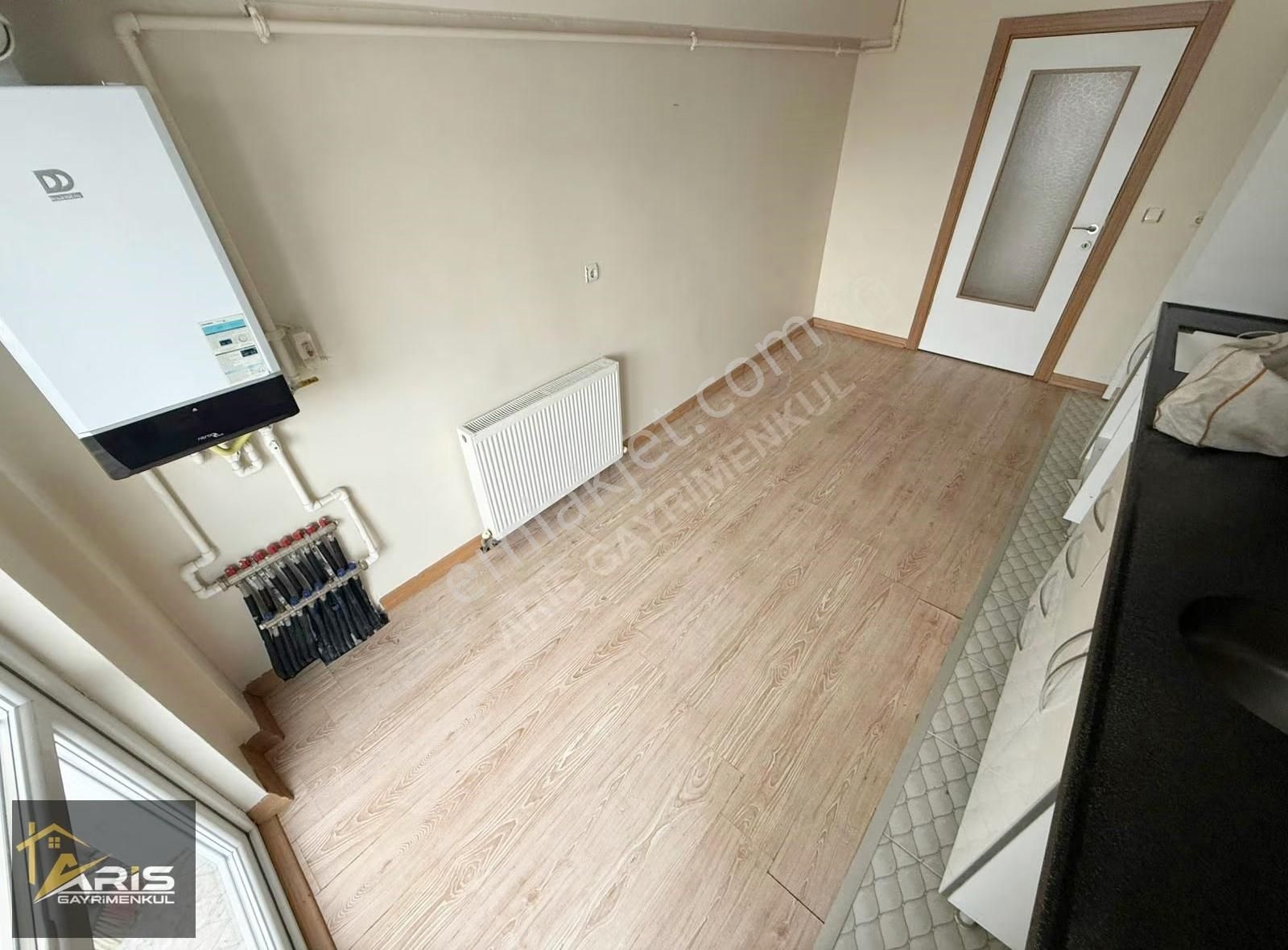 Aristen Ovacıkta Cadde Üzeri-katta-yeni Bina-çift Banyolu-lüx3+1 - Görsel 22