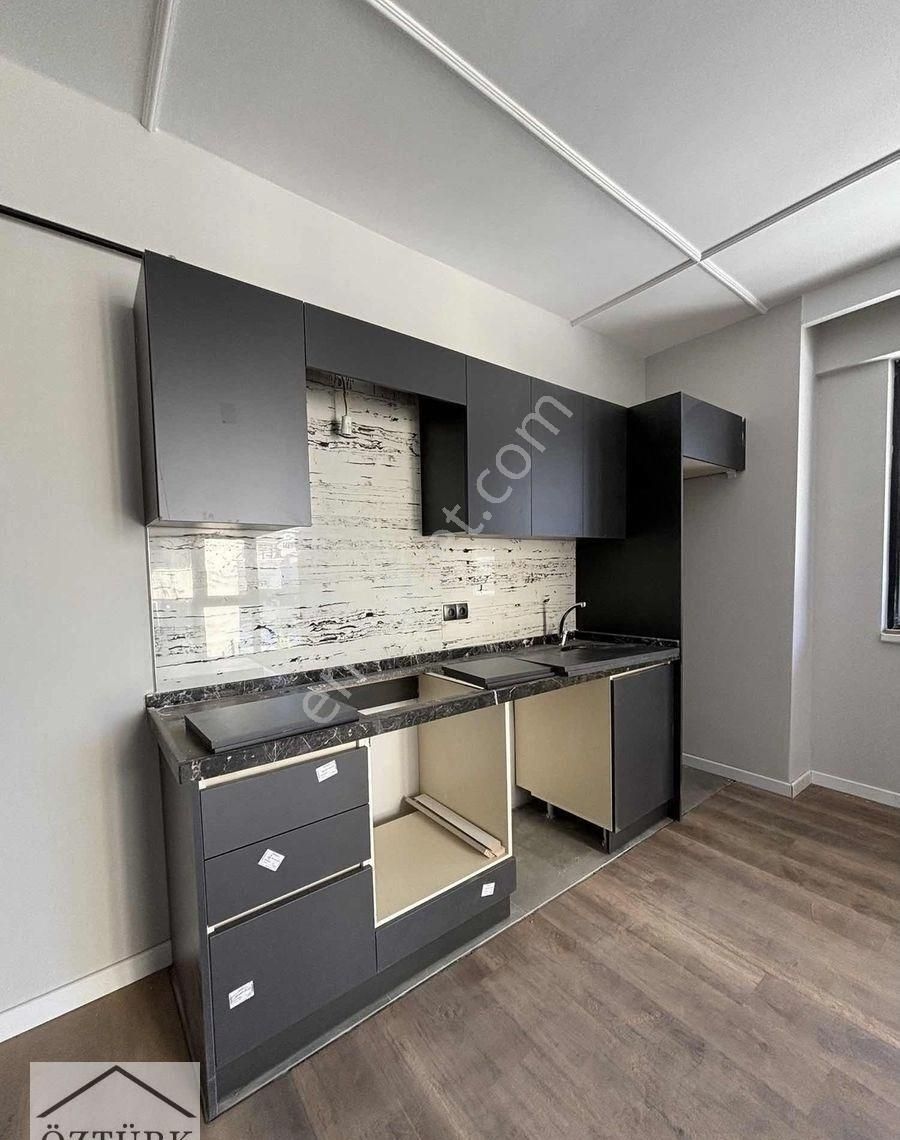 Lüks Site İçerisinde Bulvara Yürüme Mesafesinde 1+1 - Görsel 9