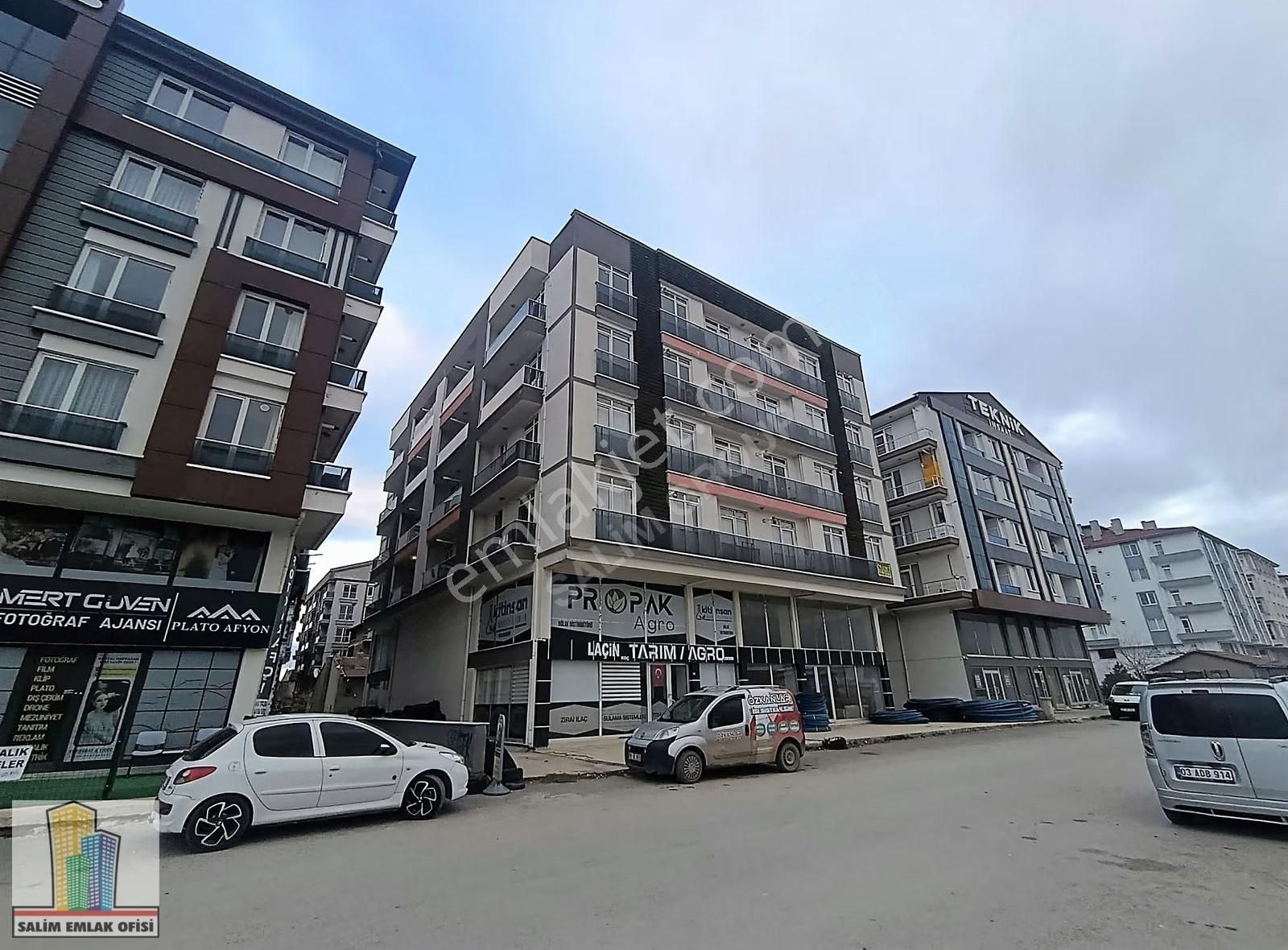 Üniversite Karşısı Ana Yol Ön Cephe Satılık 2+0 Fırsat Daire - Görsel 6