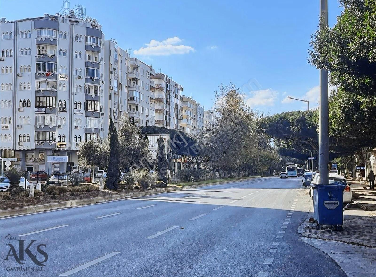 Ana Cadde 100.yıl Bulvarında 100m2 Asma Katlı Satılık Dükkan - Görsel 30