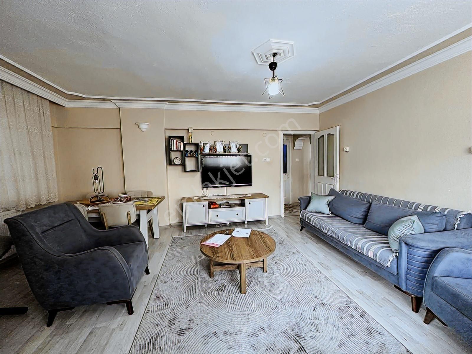 Emir Yapıdan Ertuğrulda Merkezde Geniş Daire - Görsel 12