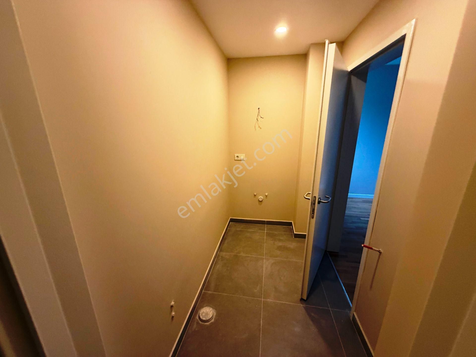 Erenköy Bağdat'a 3.paralel 5.kat Sıfır 2 Banyo 100m2 Kiralık 2+1 - Görsel 16