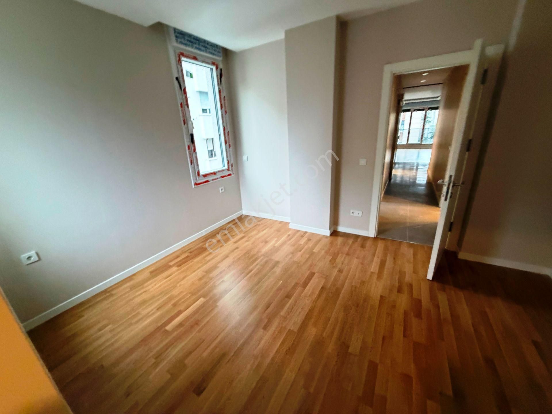 Erenköy Bağdat'a 3.paralel 5.kat Sıfır 2 Banyo 100m2 Kiralık 2+1 - Görsel 11