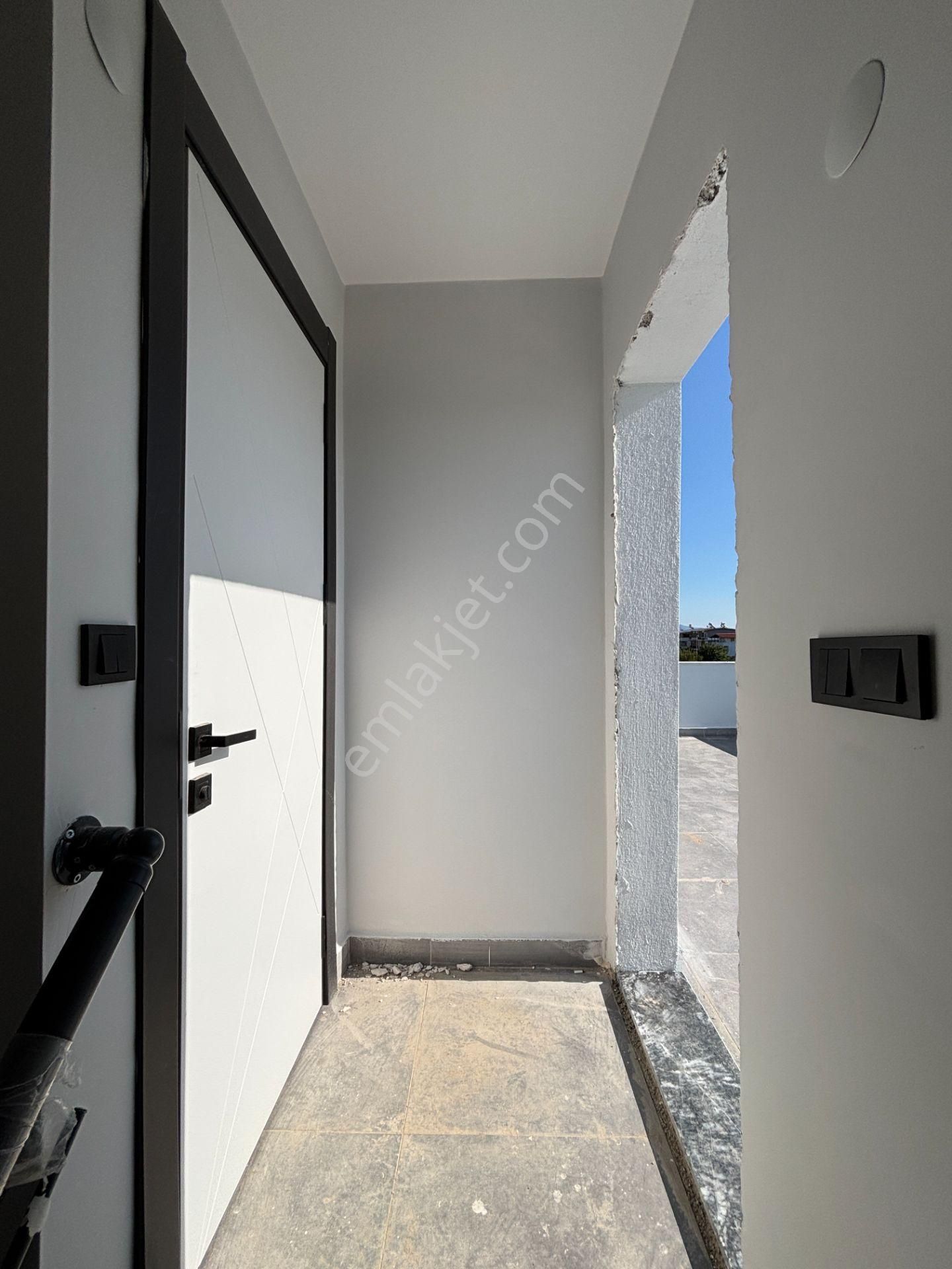 İzmir Seferihisar Cumhuriyet’de Güzel Konuma Sahip 3+1 Tripleks Yazlık Villa - Görsel 30