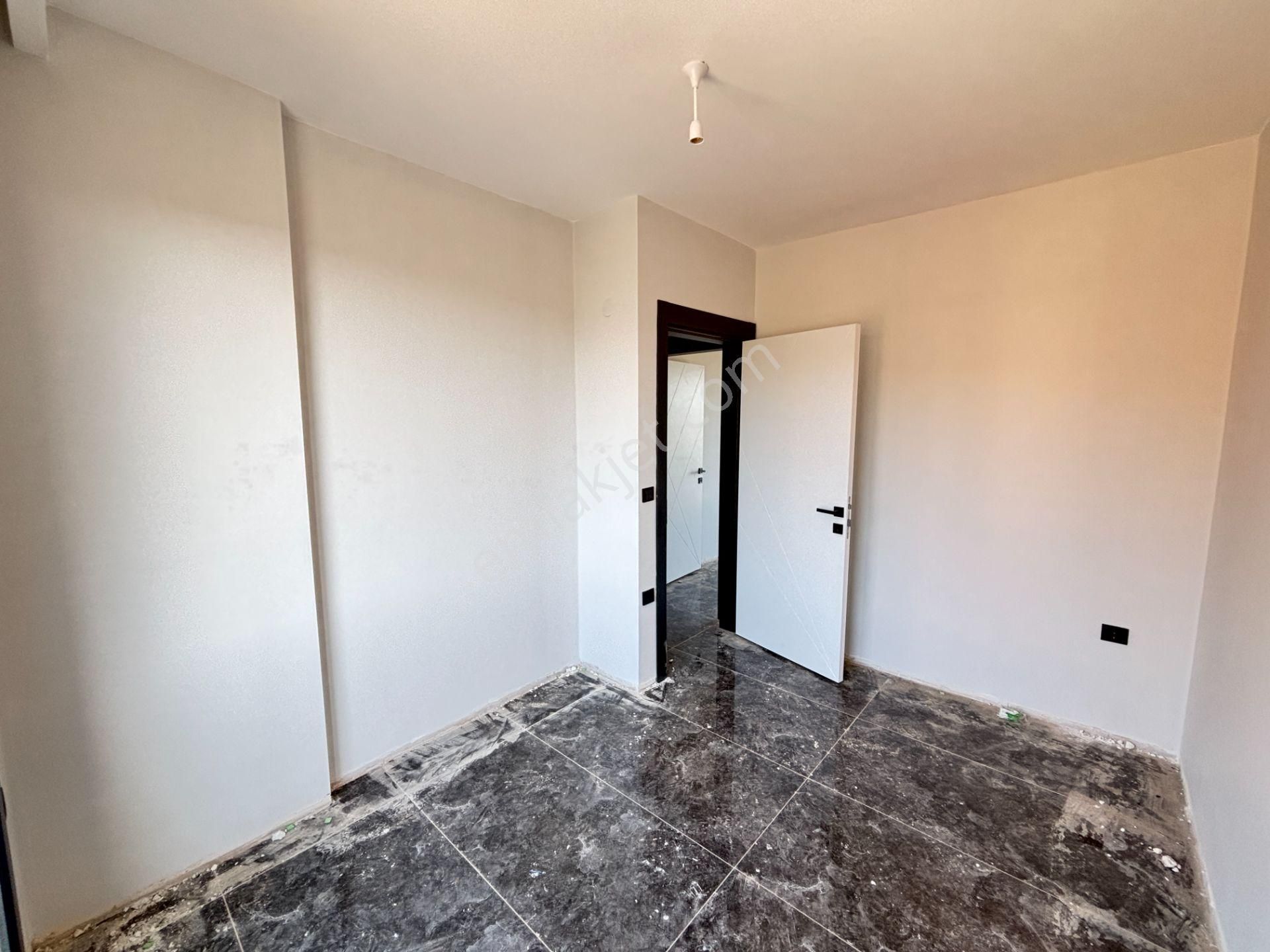 İzmir Seferihisar Cumhuriyet’de Güzel Konuma Sahip 3+1 Tripleks Yazlık Villa - Görsel 28