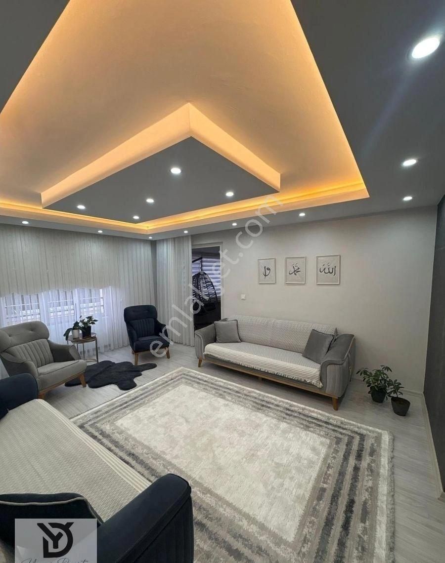 Çakmakta Satılık Geniş Daire