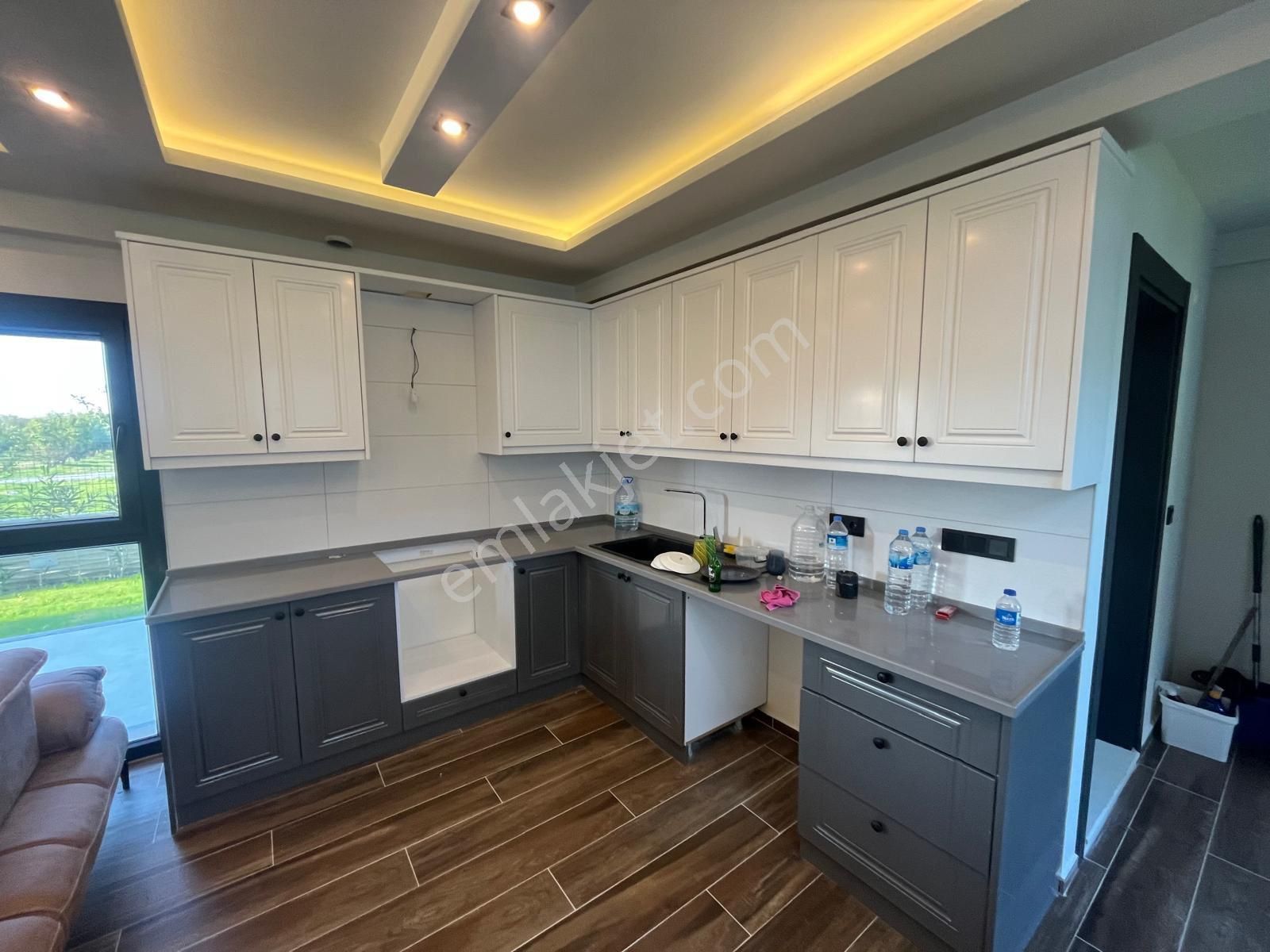 Kuşadası Davutlar’da Kelepir Eşyalı Müstakil Havuzlu Satılık - Görsel 5