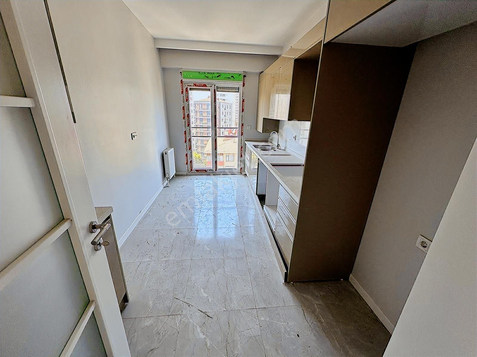 Kozyatağı'nda 3+1 Net 85m2 Balkonlu Sıfır Boş Fırsat Daire - Görsel 11