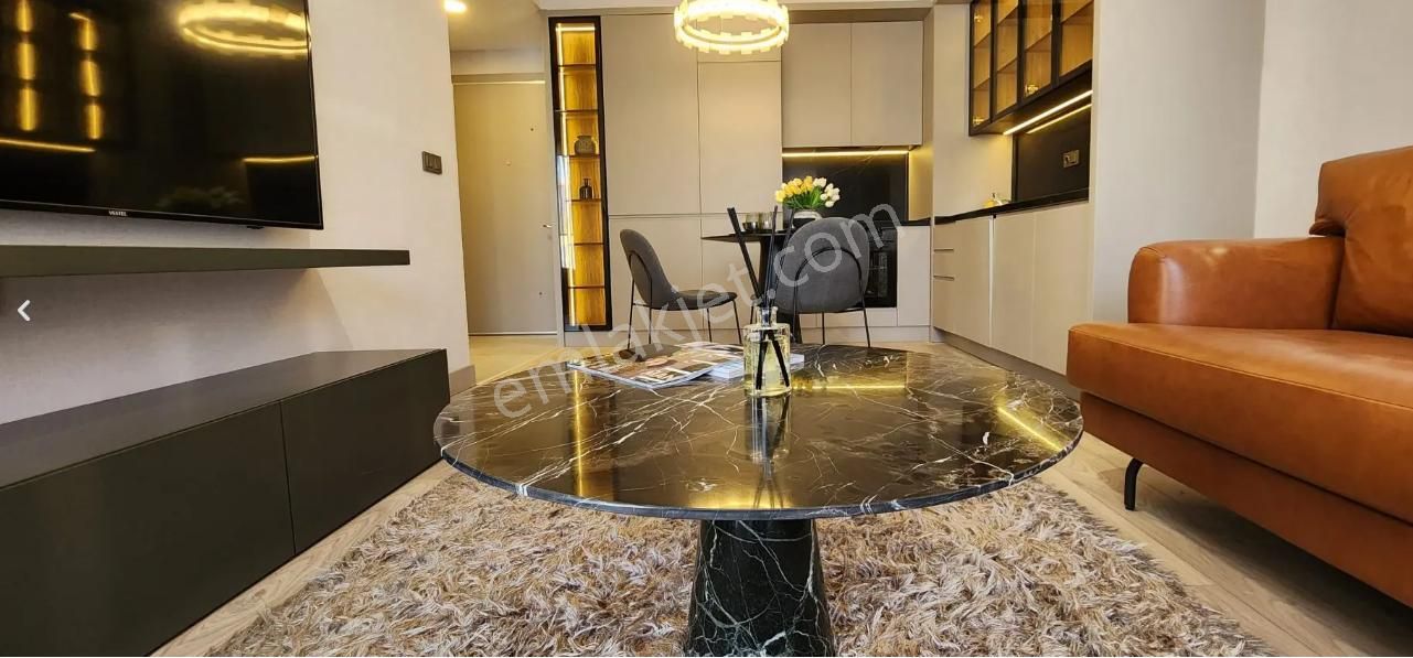 Relax Cadde'de Satılık 1+1 Yüksek Katta Lüx Daire - Görsel 11