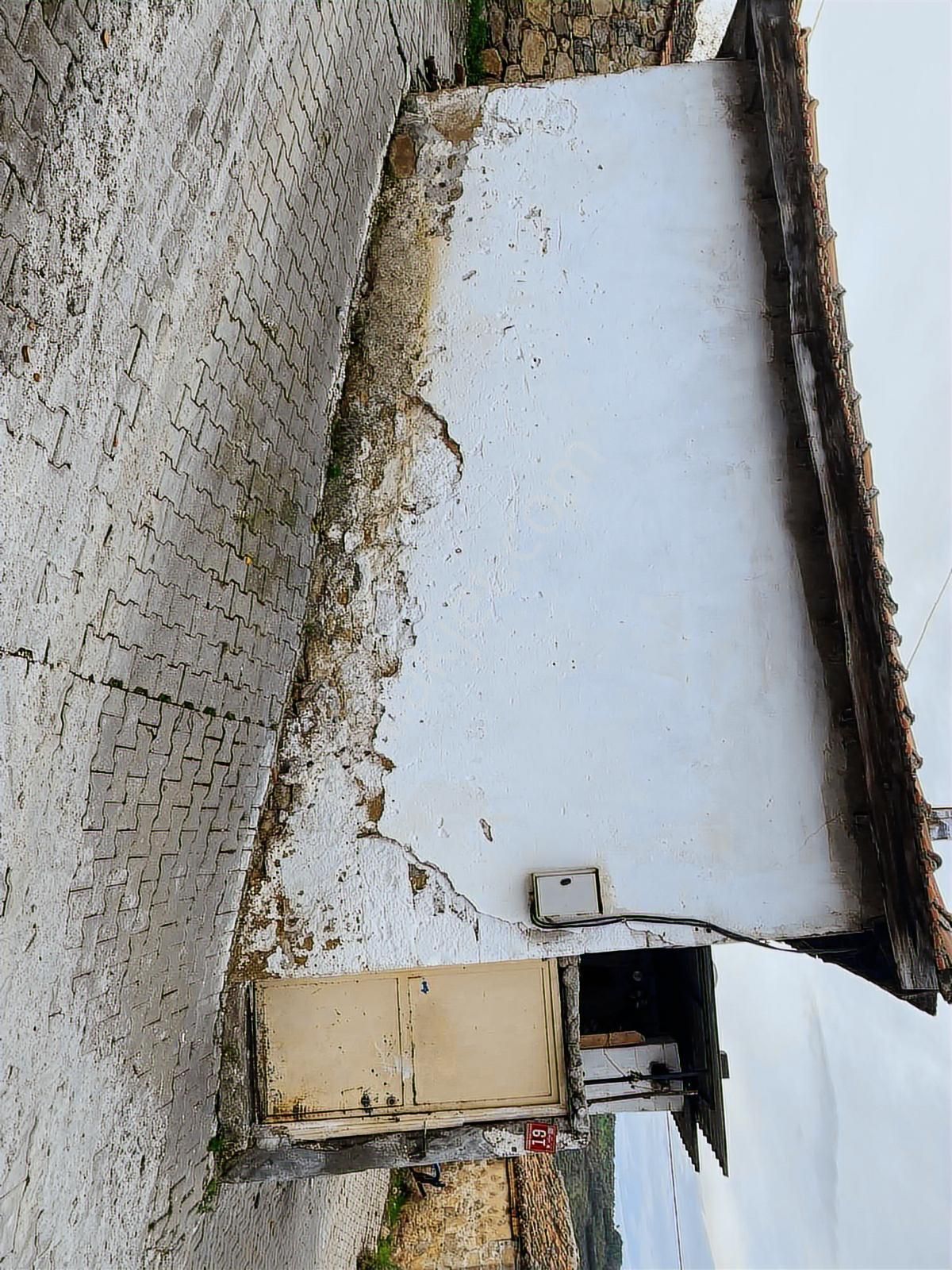 Prestijden Manzaralı Müstakil Taş Ev - Görsel 8