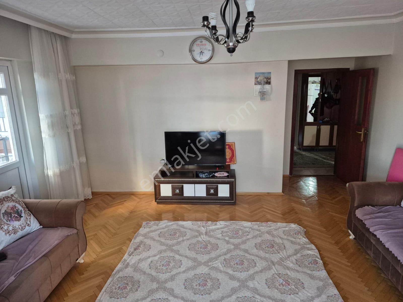 Pursaklar Mehmet Zengin Emlak'tan Hastane Yakını 1.kat 3+1 Yapılı Masrafsız Daire - Görsel 6