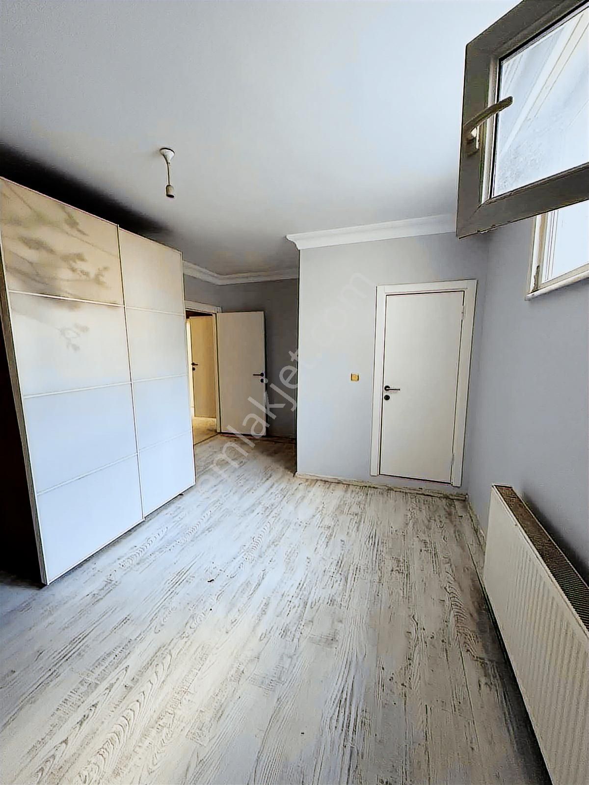 Kavaklıda Satılık 3,5 +1 140 M2 Krediye Uygun Hazır Daire - Görsel 2