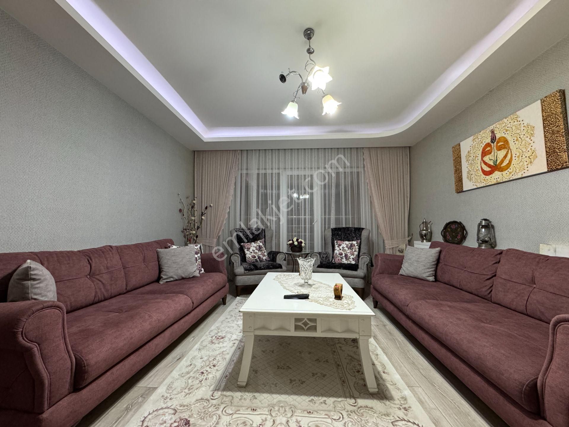 Pursaklar Mehmet Zengin Emlak'tan 1.kat 3+1 Asansörlü Kapalı Otoparklı Yapılı Masrafsız Daire - Görsel 10