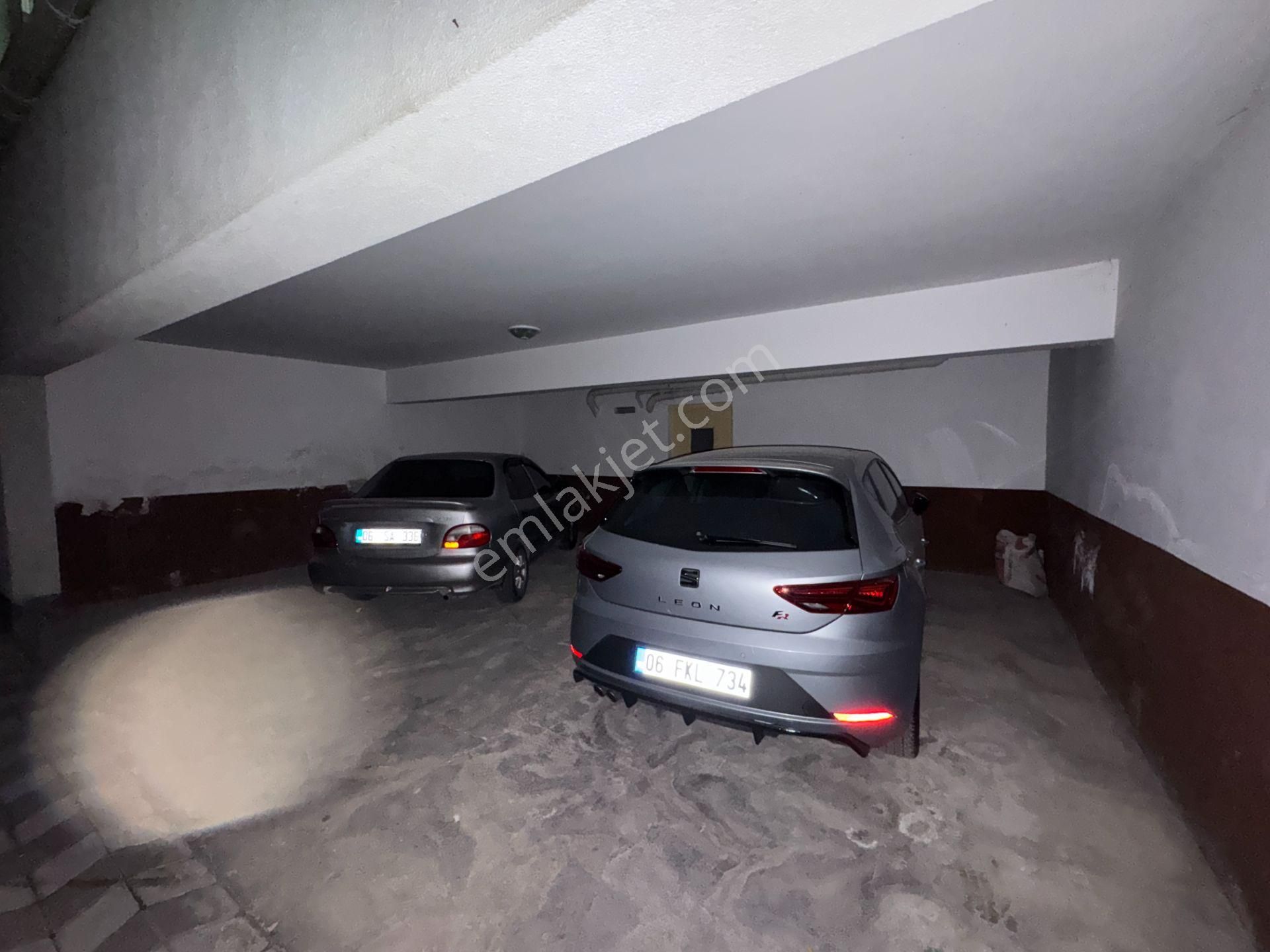 Pursaklar Mehmet Zengin Emlak'tan 1.kat 3+1 Asansörlü Kapalı Otoparklı Yapılı Masrafsız Daire - Görsel 40