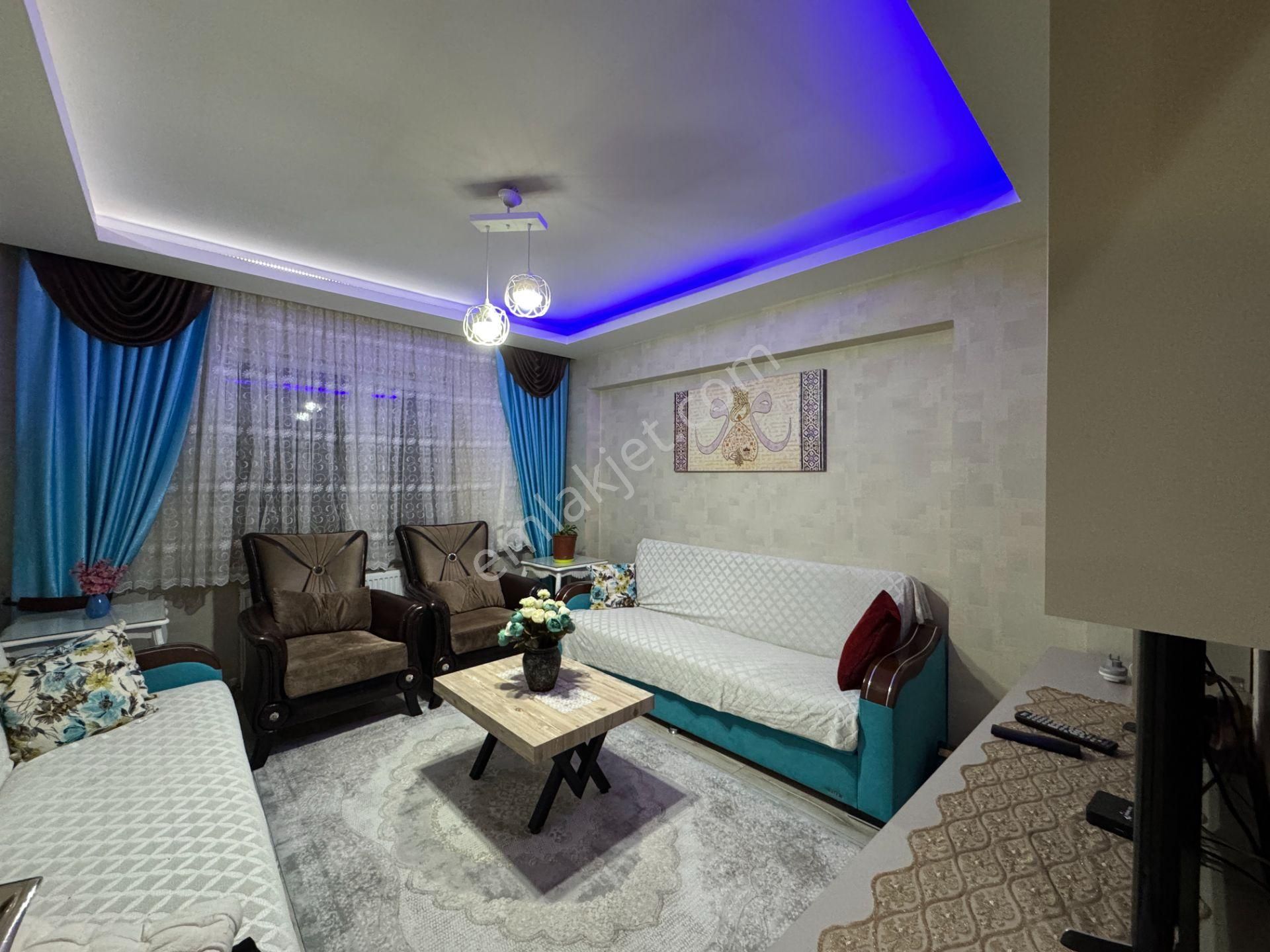 Pursaklar Mehmet Zengin Emlak'tan 1.kat 3+1 Asansörlü Kapalı Otoparklı Yapılı Masrafsız Daire - Görsel 12