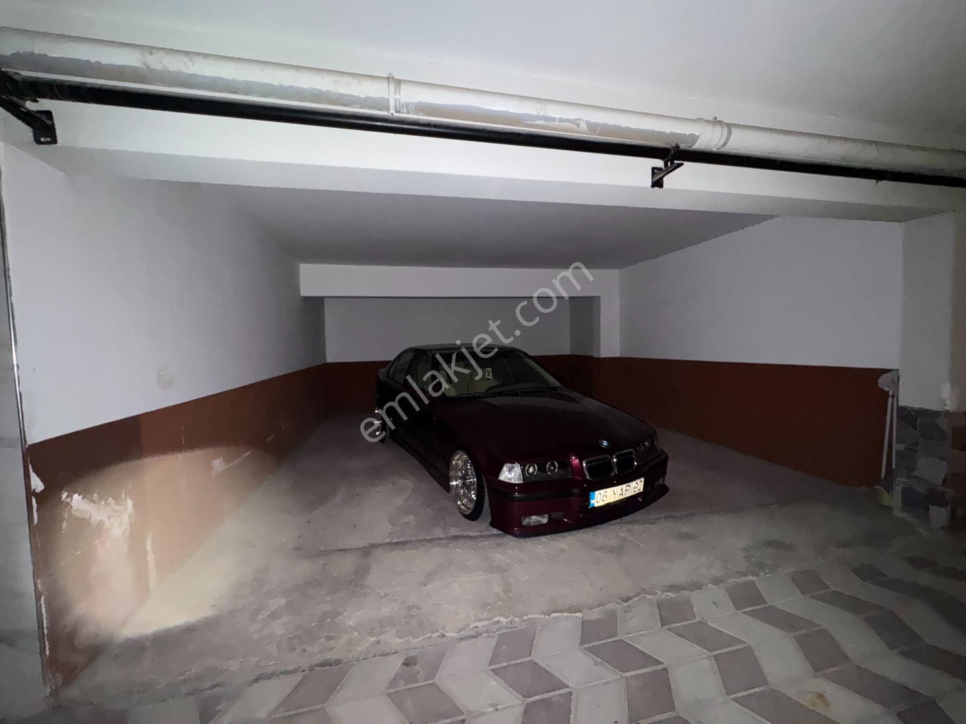 Pursaklar Mehmet Zengin Emlak'tan 1.kat 3+1 Asansörlü Kapalı Otoparklı Yapılı Masrafsız Daire - Görsel 41