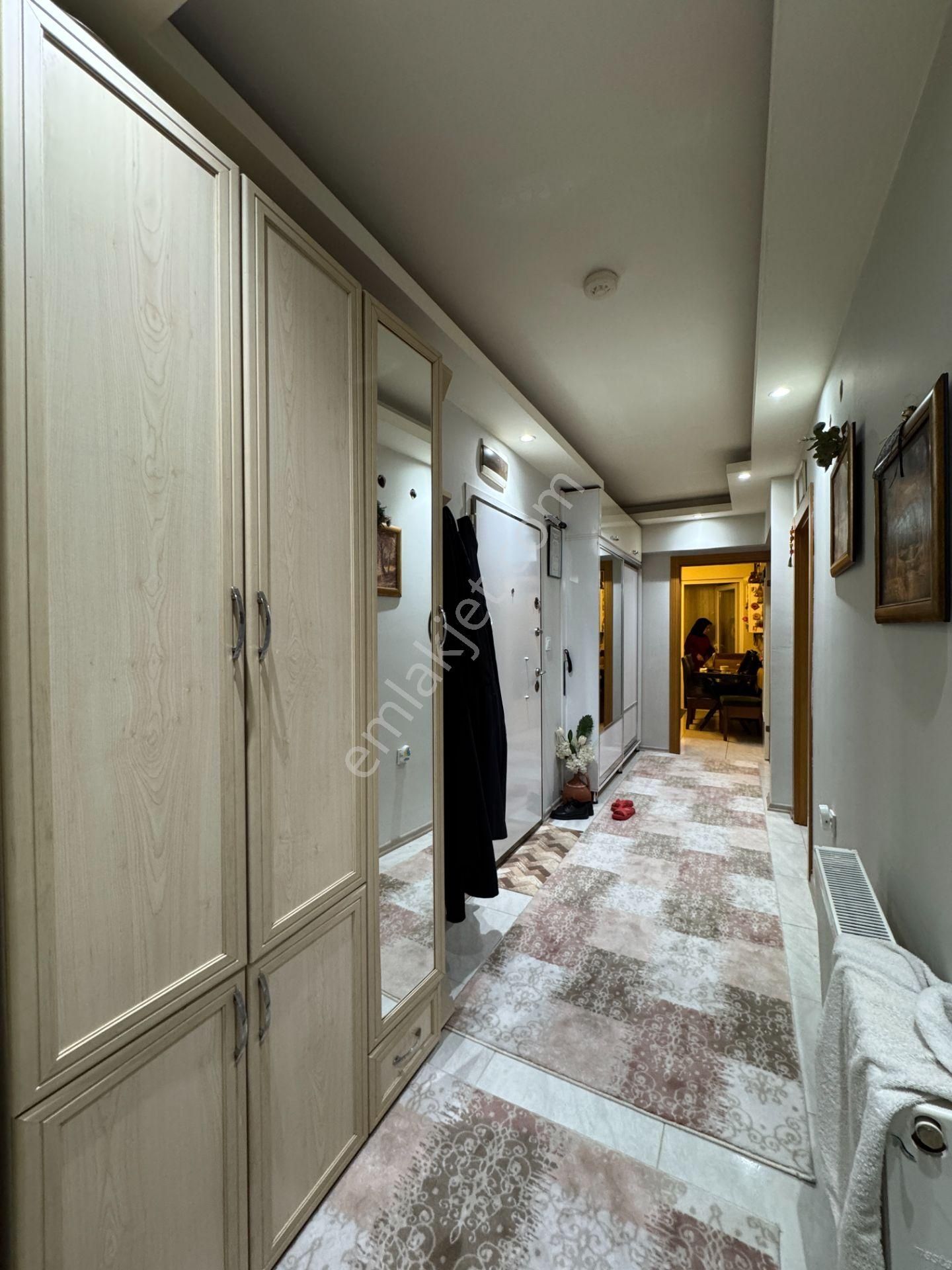 Pursaklar Mehmet Zengin Emlak'tan 1.kat 3+1 Asansörlü Kapalı Otoparklı Yapılı Masrafsız Daire - Görsel 36