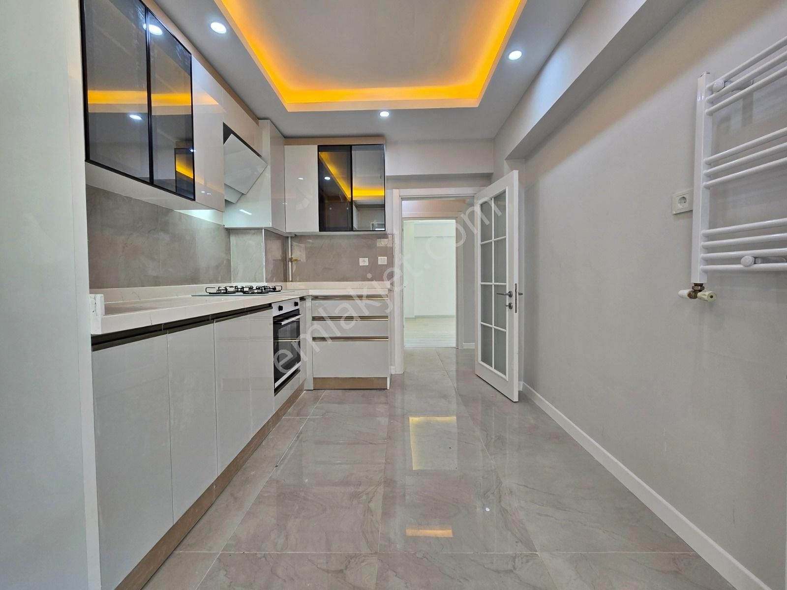 Piyade Mh'de 3+1 Ultra Lüks Yapılı Ara Kat Ön Cephe Daire - Görsel 5