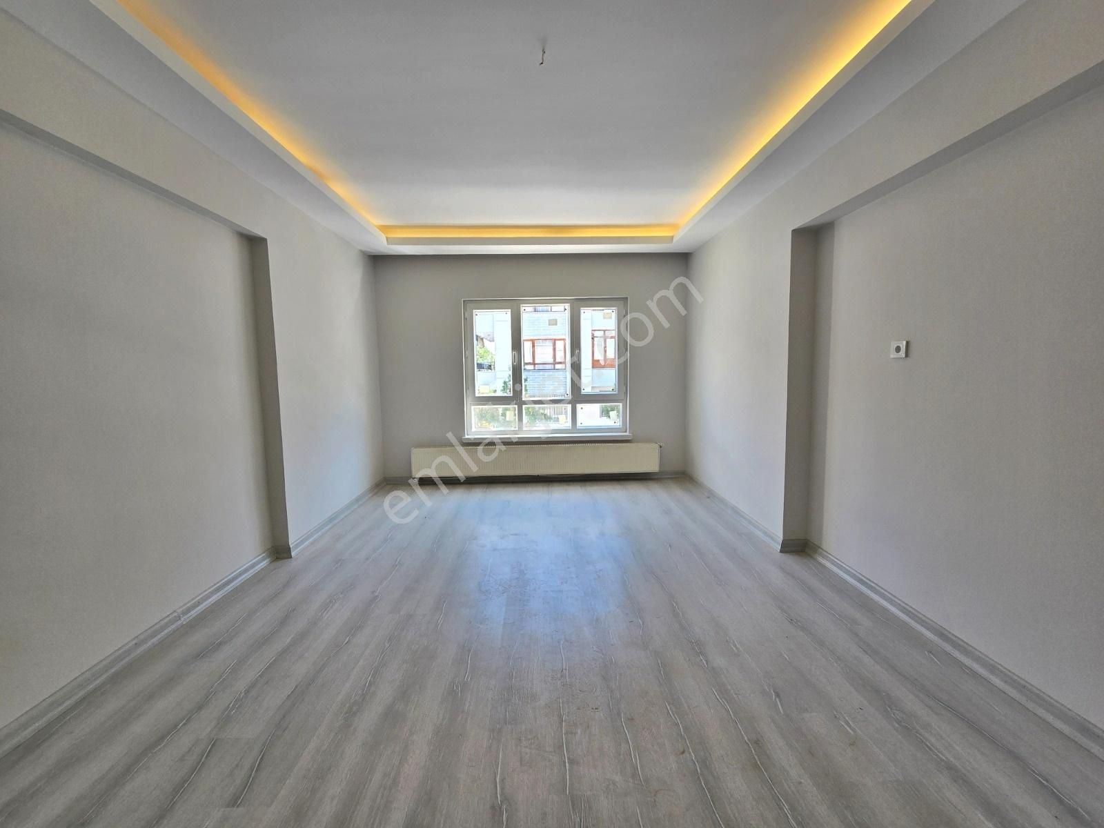 Piyade Mh'de 3+1 Ultra Lüks Yapılı Ara Kat Ön Cephe Daire - Görsel 12