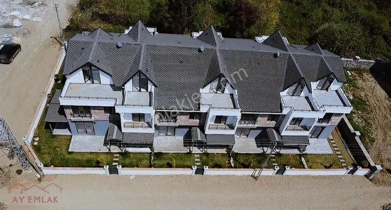 Çarşı Merkezde Mutfak Ayrı Sıfır 5+1 Ultra Lüks Villa.! - Görsel 8