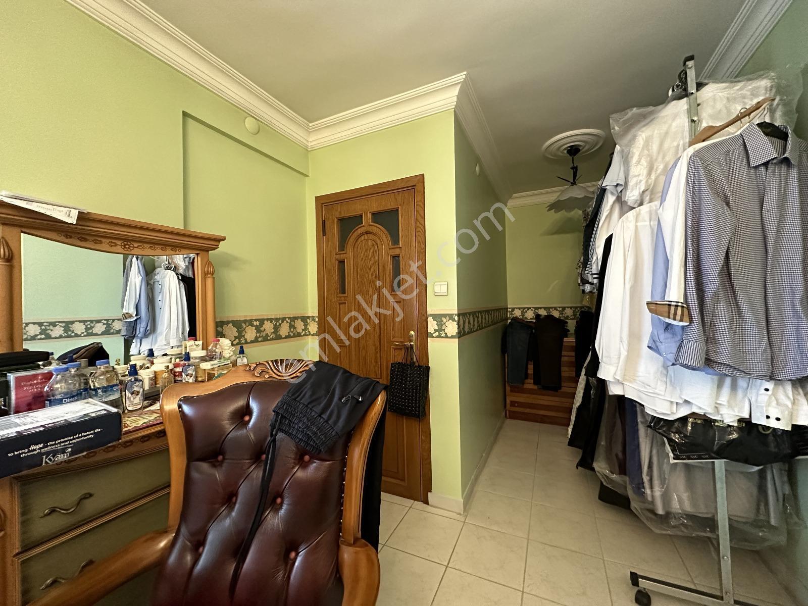 Pursakların En Güzel Yerinde!!! Mehmet Zengin'den Bahçeli Villa 3 Kat 8+2 3 Banyonlu Full Yapılı - Görsel 33