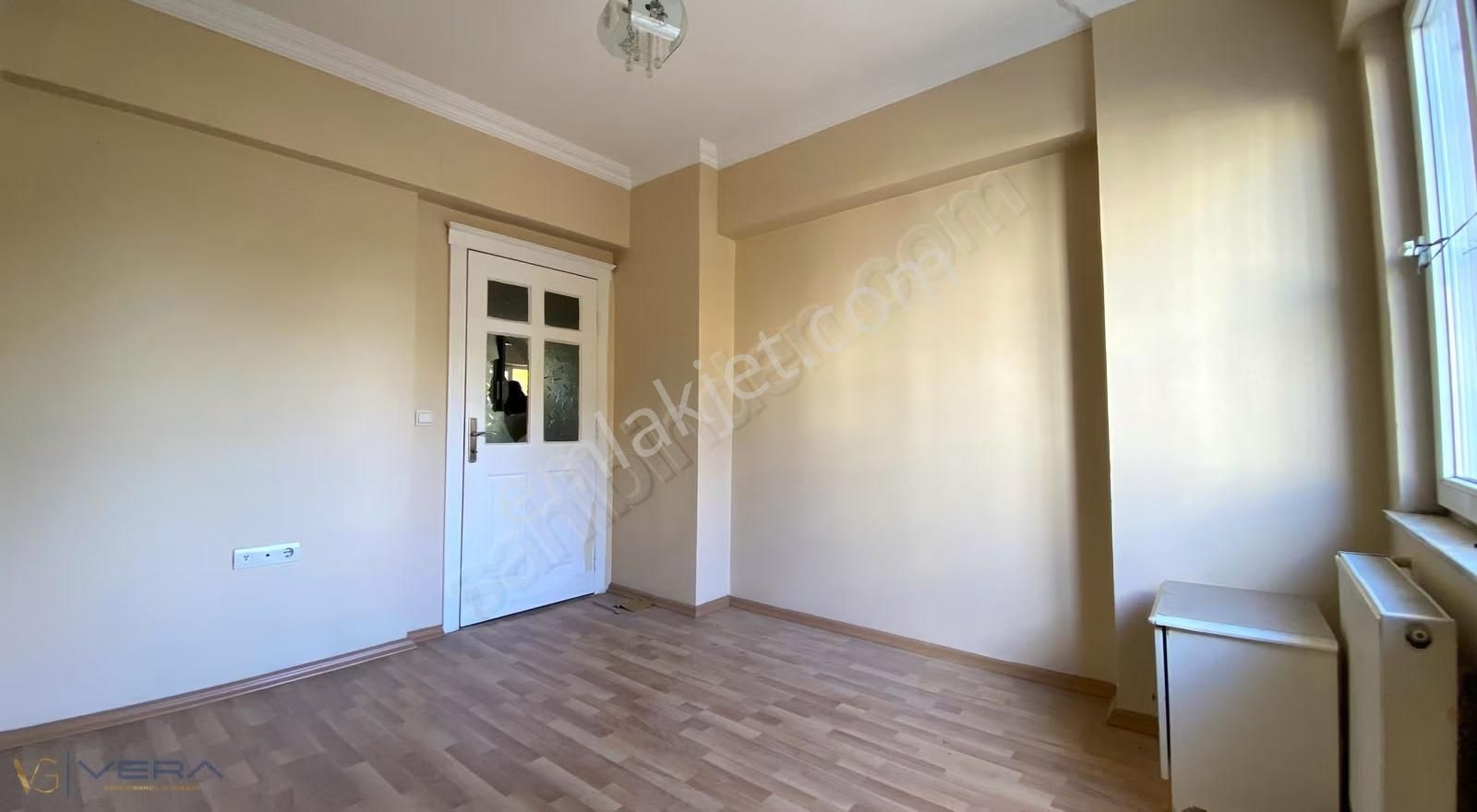 Güneykentte 2+1 Daire 65 M² Net Tramvaya 1dk Üniversite Yakını - Görsel 13