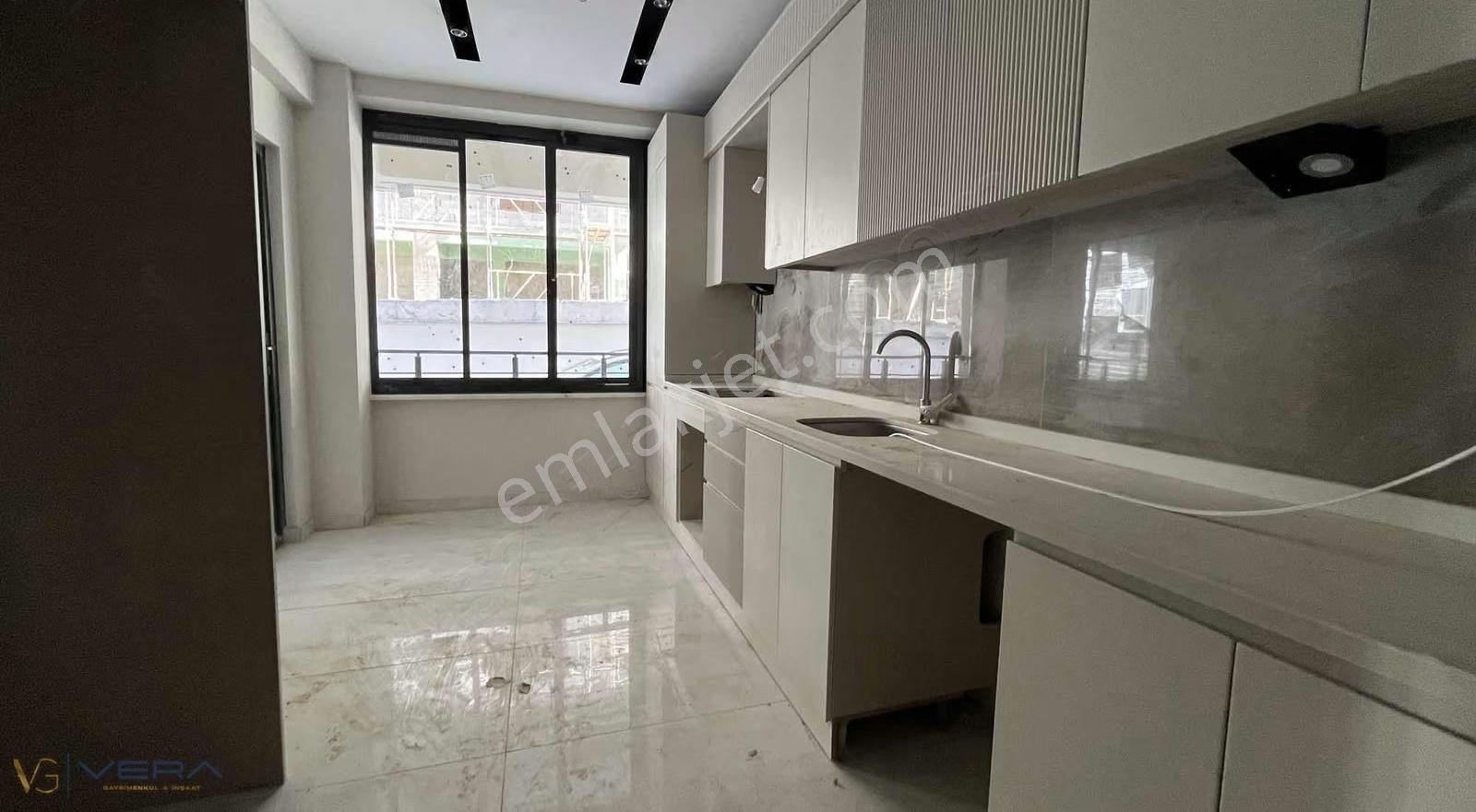 Bülbülzade'de 2.5+1 Sıfır Lüks Satılık Daire - Görsel 17