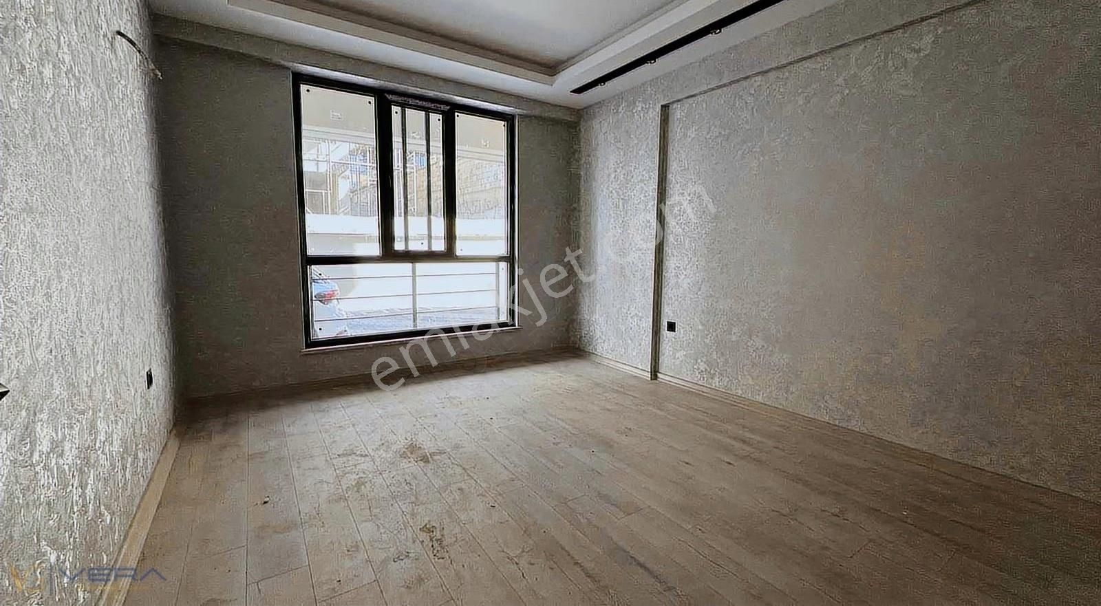 Bülbülzade'de 2.5+1 Sıfır Lüks Satılık Daire - Görsel 12