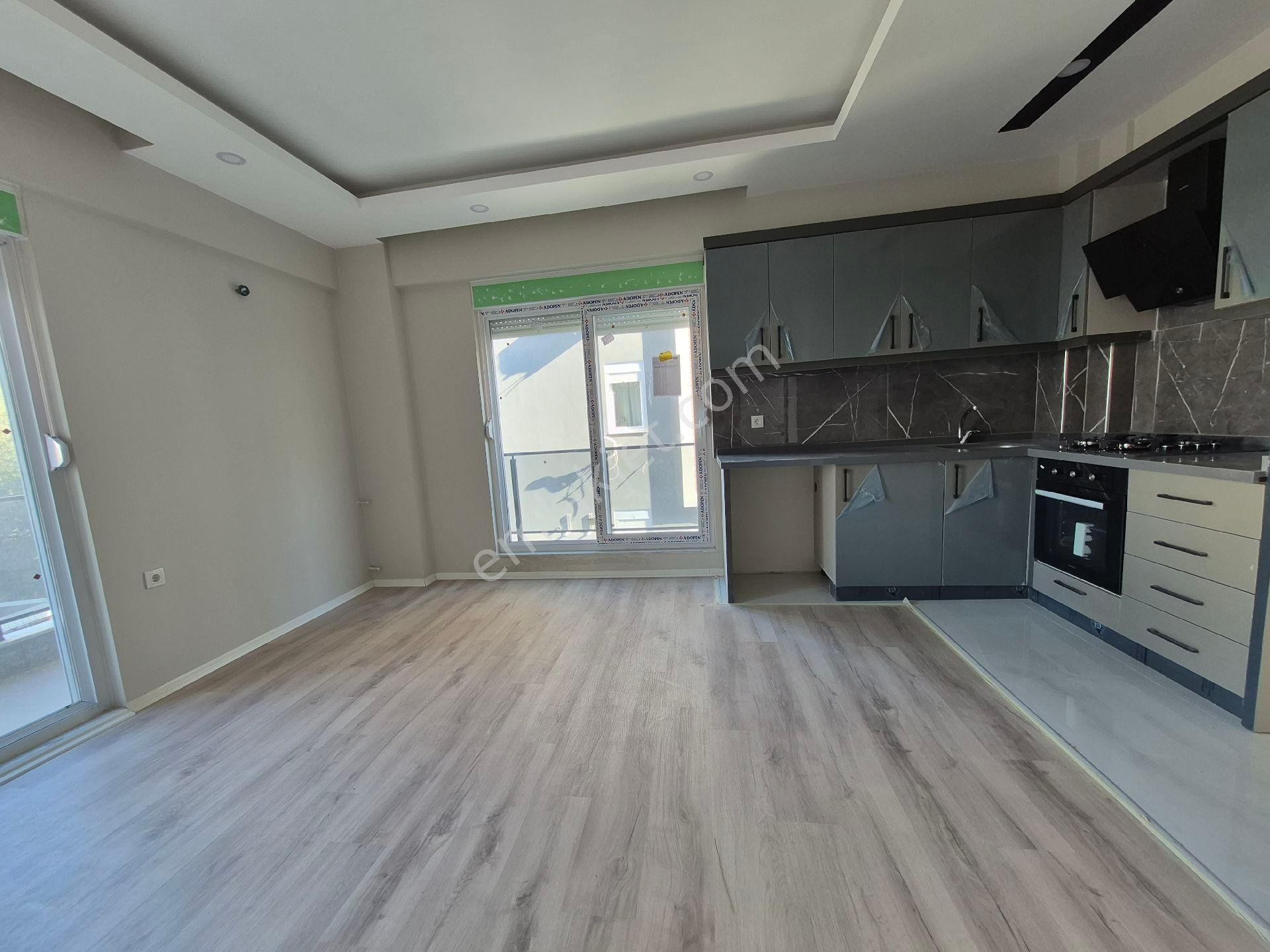 Meydan'da Tramwaya Ve Mevlana Cd.çok Yakın Sıfır Binada 2+1 Asansörlü Yeni Daıre - Görsel 2