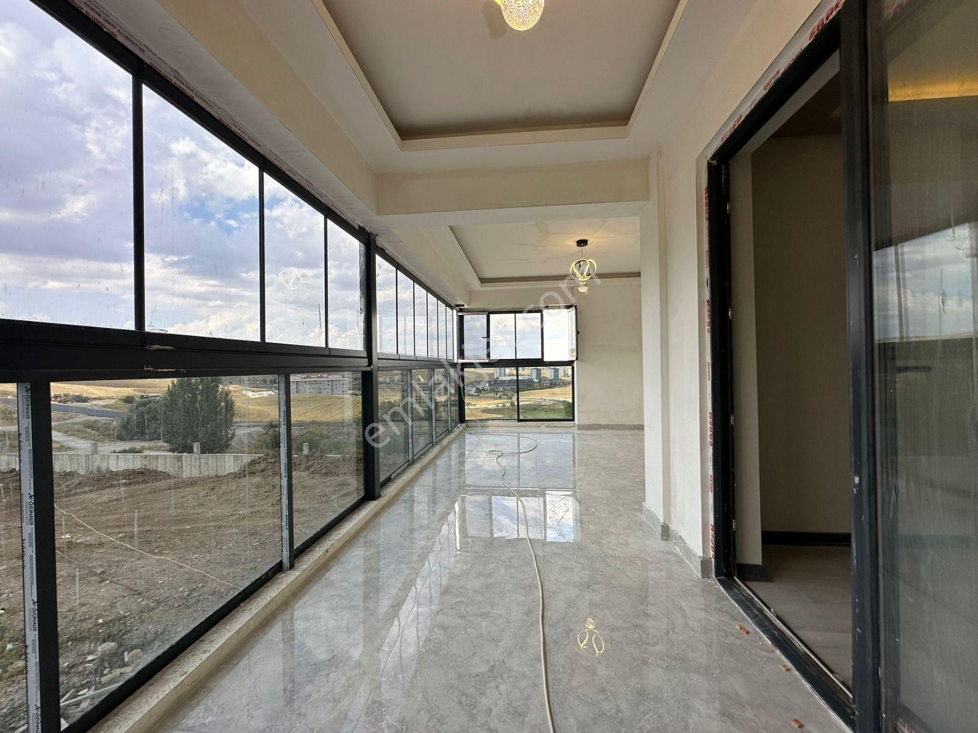 Pursaklar Mehmet Zengin Emlak'tan Potokol Yolu Yakını Teras Balkonlu 5.kat 4+1 Stede Daire - Görsel 23