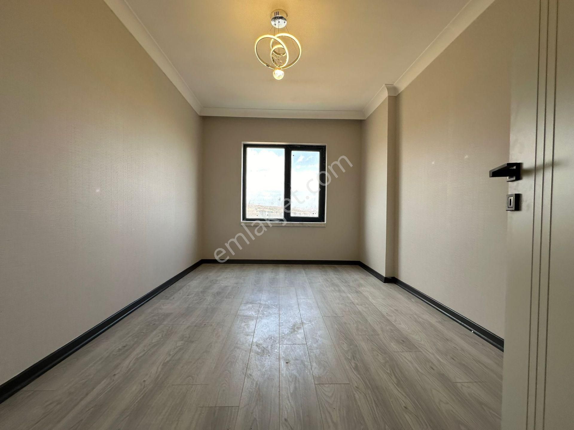 Pursaklar Mehmet Zengin Emlak'tan Potokol Yolu Yakını Teras Balkonlu 5.kat 4+1 Stede Daire - Görsel 18