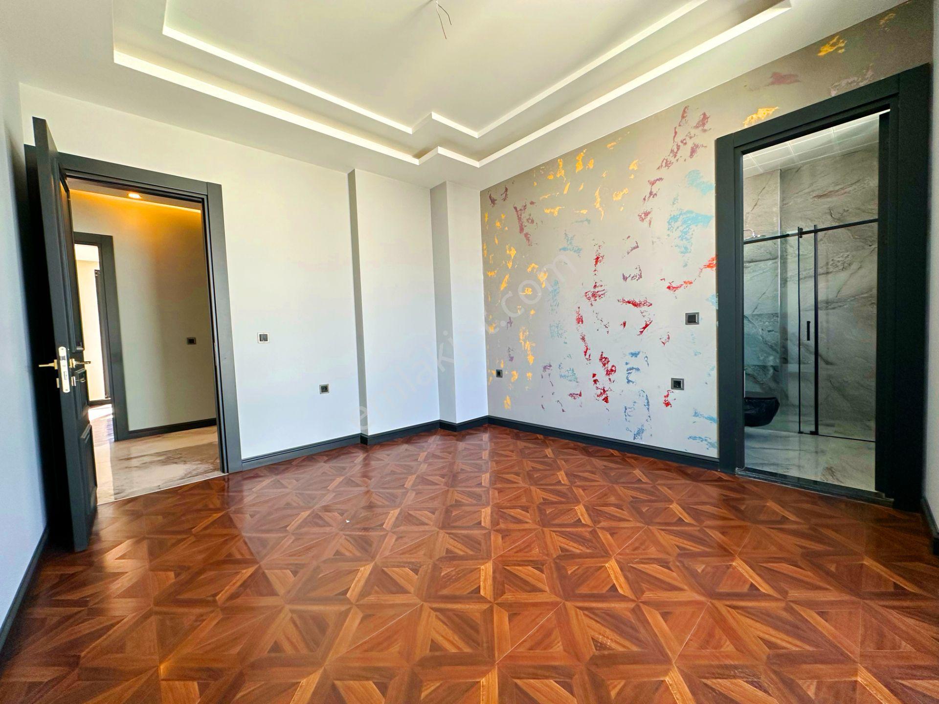 Pursakların Mehmet Zengin'den Site İçinde Kapalı Oto Parklı Bahçeli Villa 2 Kat 4+1 Şık Modern - Görsel 20