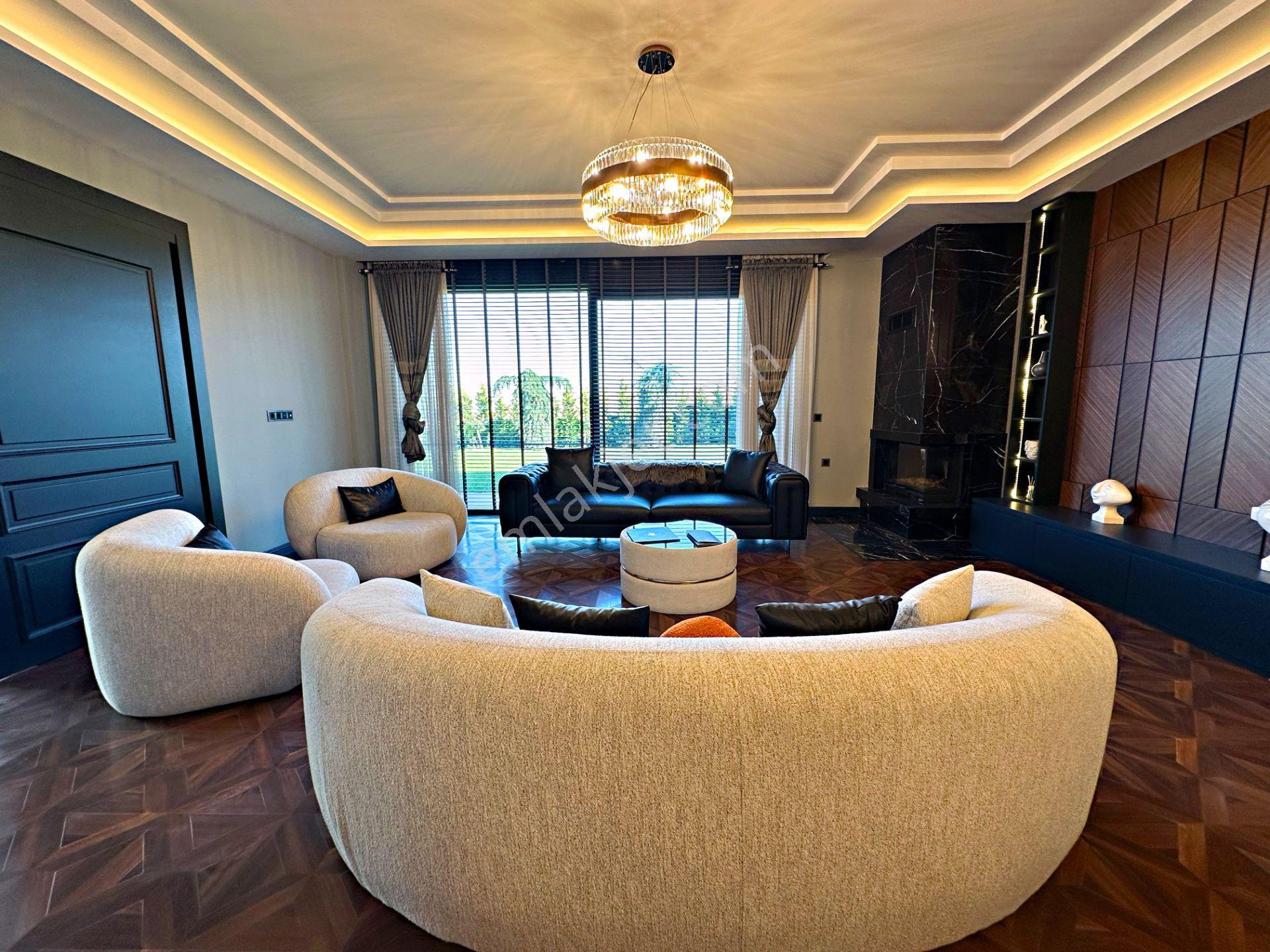 Pursakların Mehmet Zengin'den Site İçinde Kapalı Oto Parklı Bahçeli Villa 2 Kat 4+1 Şık Modern - Görsel 12