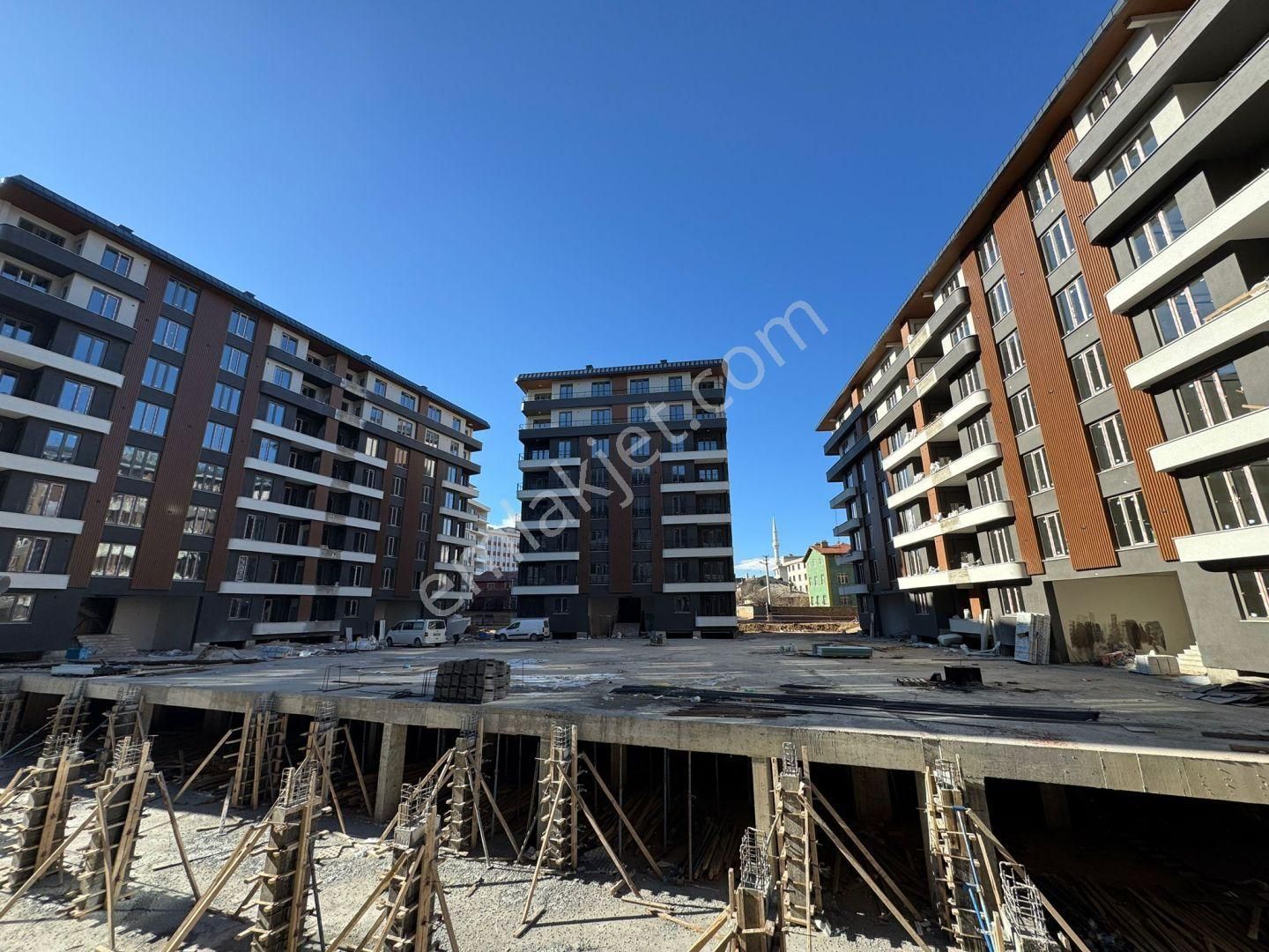 Kuzey Meram Sitesinde Satılık Ultra Lüks 2+1 Daire - Görsel 10