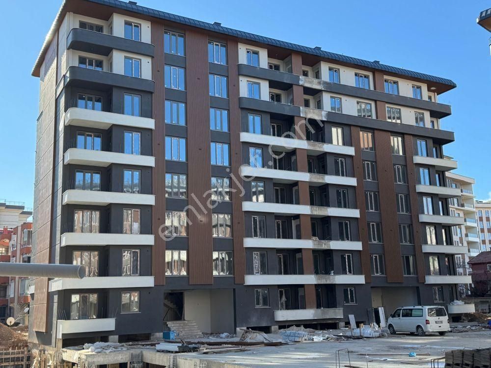 Kuzey Meram Sitesinde Satılık Ultra Lüks 2+1 Daire