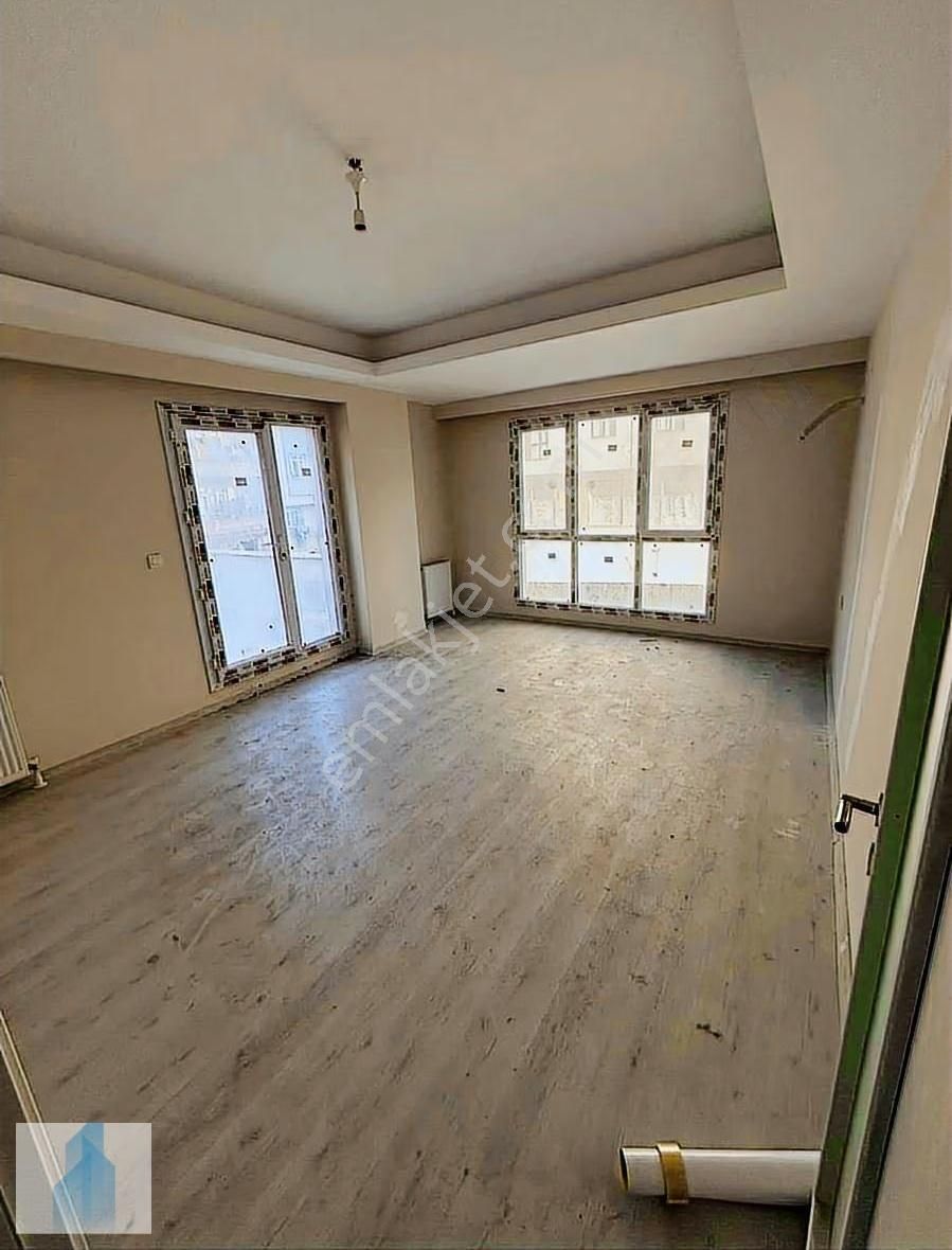 Bağcılar Kirazlı Da Site İçin De Satılık 2+1 Sıfır Daire Teraslı - Görsel 5