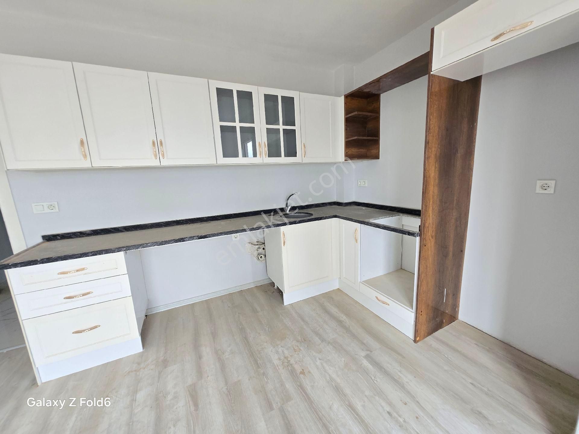 Vesile'den Düşük Katlı İskanlı 2+1 - Görsel 2