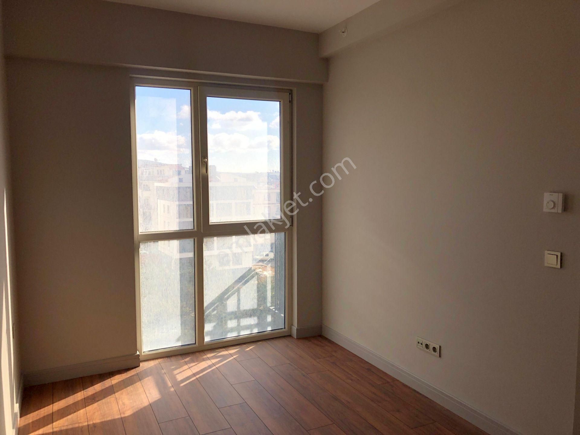 Seeworld Sinpaş Metrolife 1+1 65m² Balkonlu Satılık Metro Life - Görsel 4