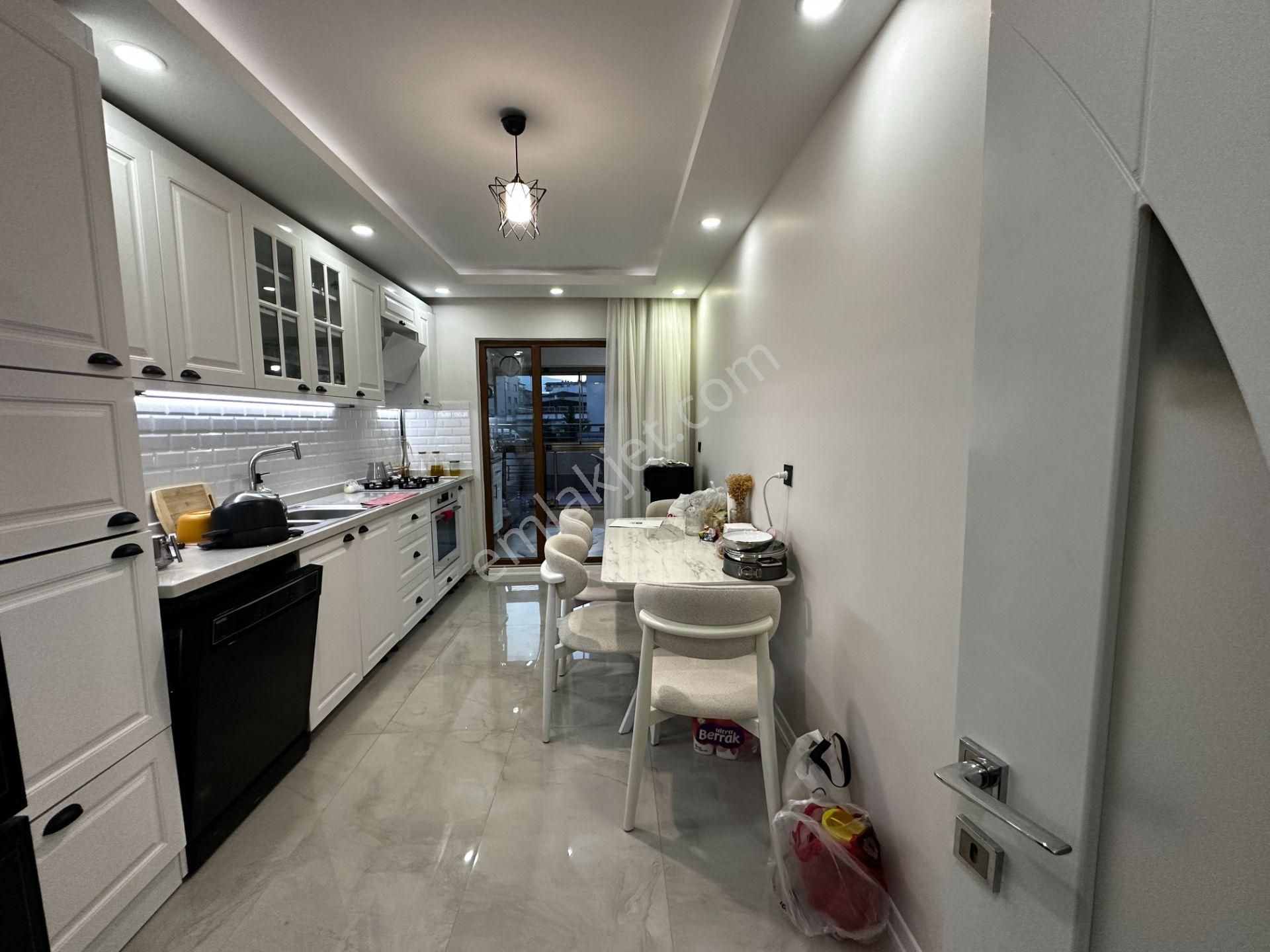 75.yıl Mahallesinde Satılık 3+1 - Görsel 6