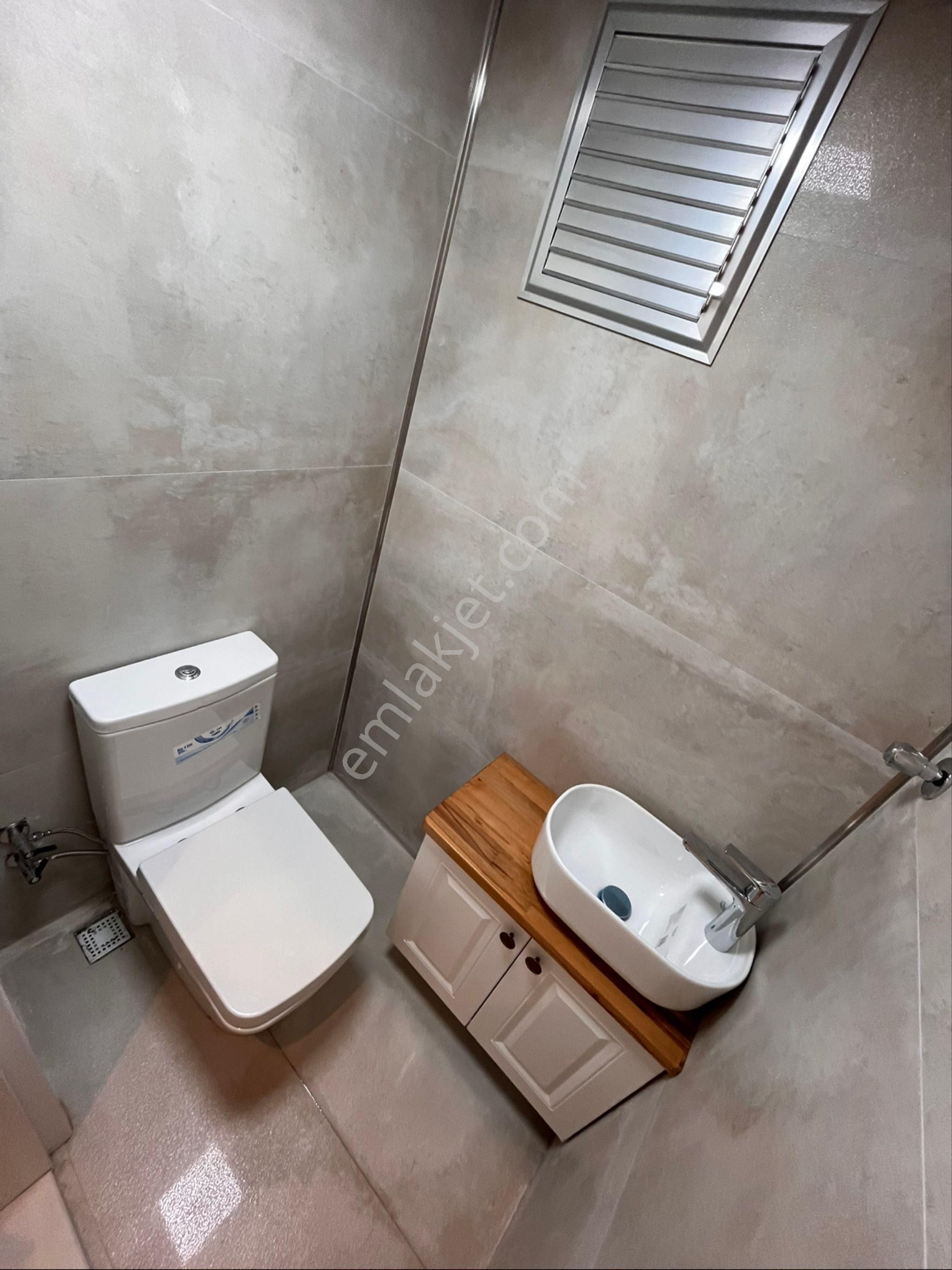 Hatay Nokta Da 3+1 Lüks Dekorlu Park Manzaralı Çift Cepheli Arakat Daire - Görsel 18