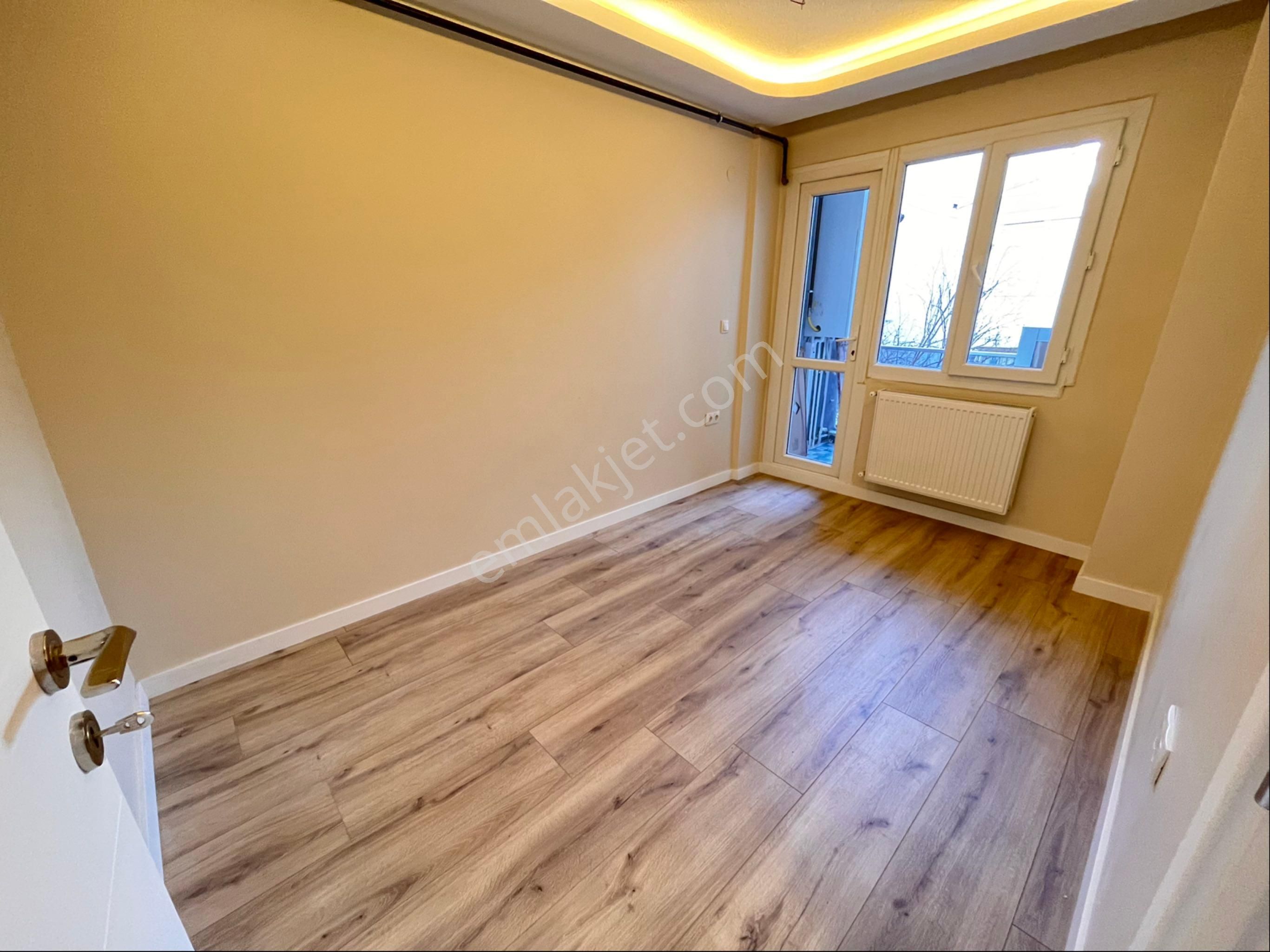 Hatay Nokta Da 3+1 Lüks Dekorlu Park Manzaralı Çift Cepheli Arakat Daire - Görsel 7