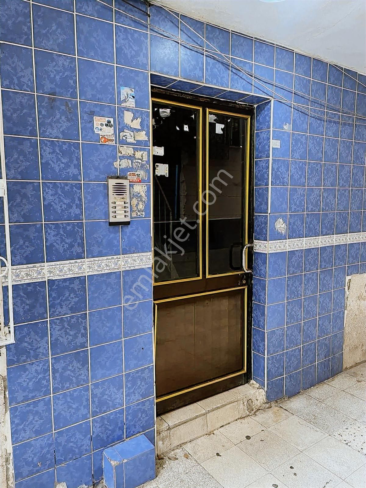 Hastane Metro İstasyonuna Beş Dakika Mesafede Eşyalı 3+1 - Görsel 12