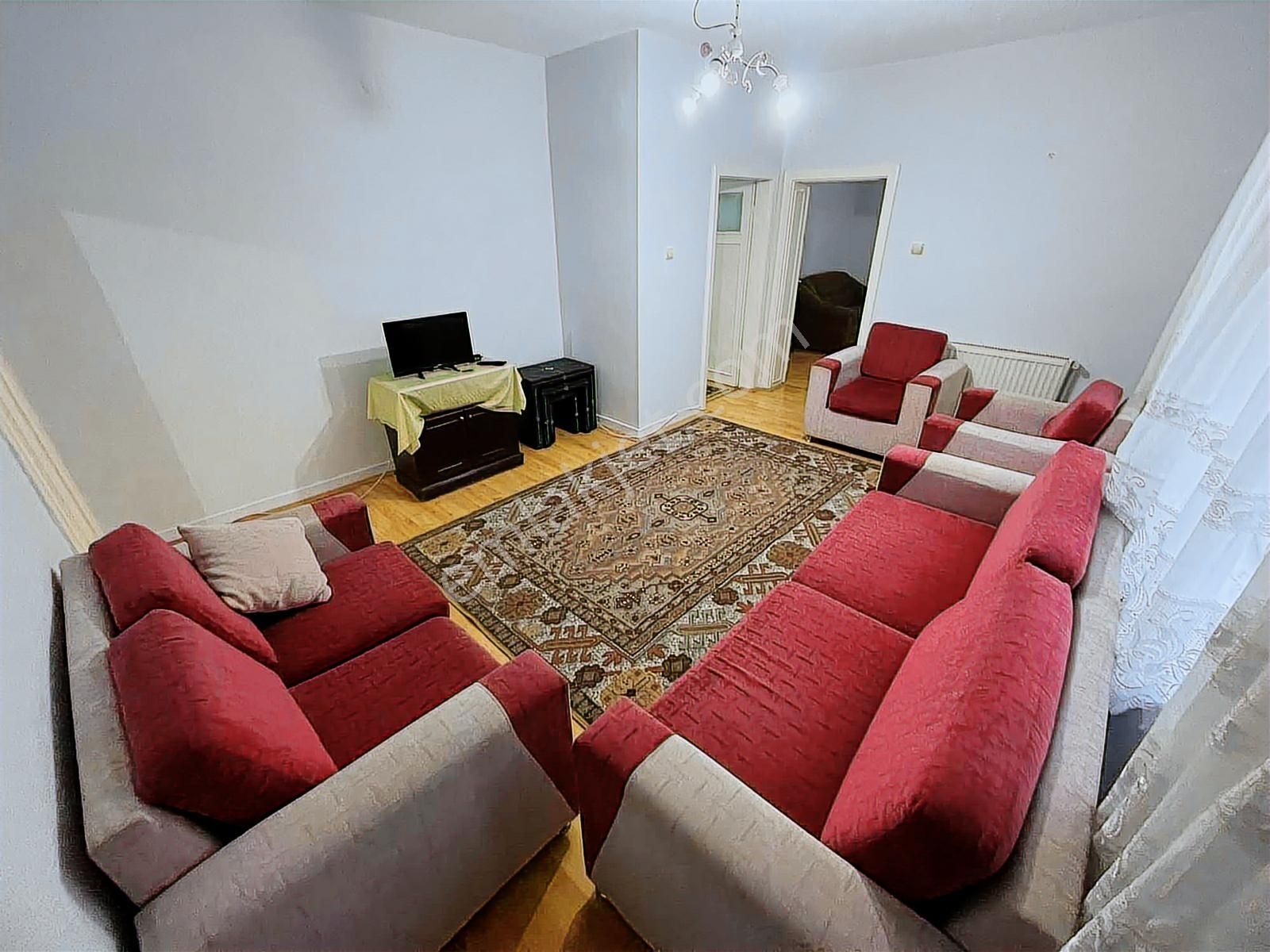 Hastane Metro İstasyonuna Beş Dakika Mesafede Eşyalı 3+1 - Görsel 21