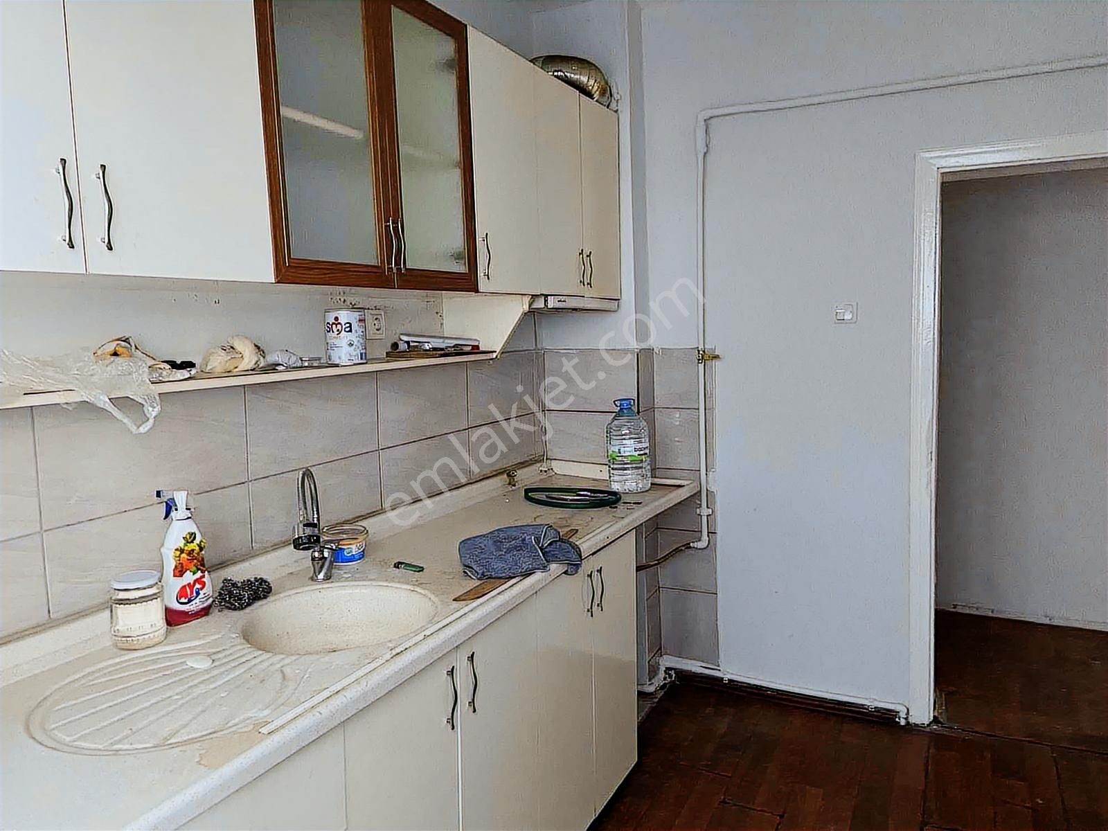 Metroya Yürüyüş Mesafesinde Cadde Üzeri Teraslı Kiralık - Görsel 8