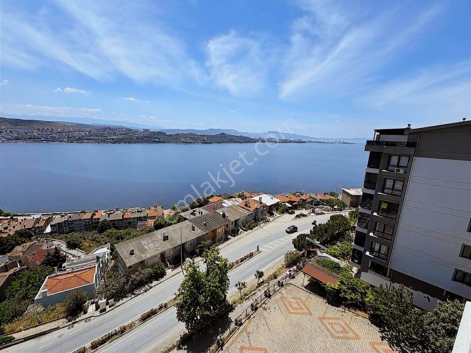 Manastır Mevkiinde 3 Cephe Deniz Manzaralı Prestijli Sitede 3+1 - Görsel 6