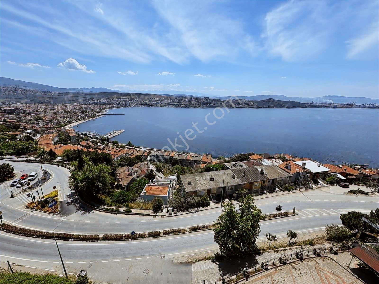 Manastır Mevkiinde 3 Cephe Deniz Manzaralı Prestijli Sitede 3+1 - Görsel 13