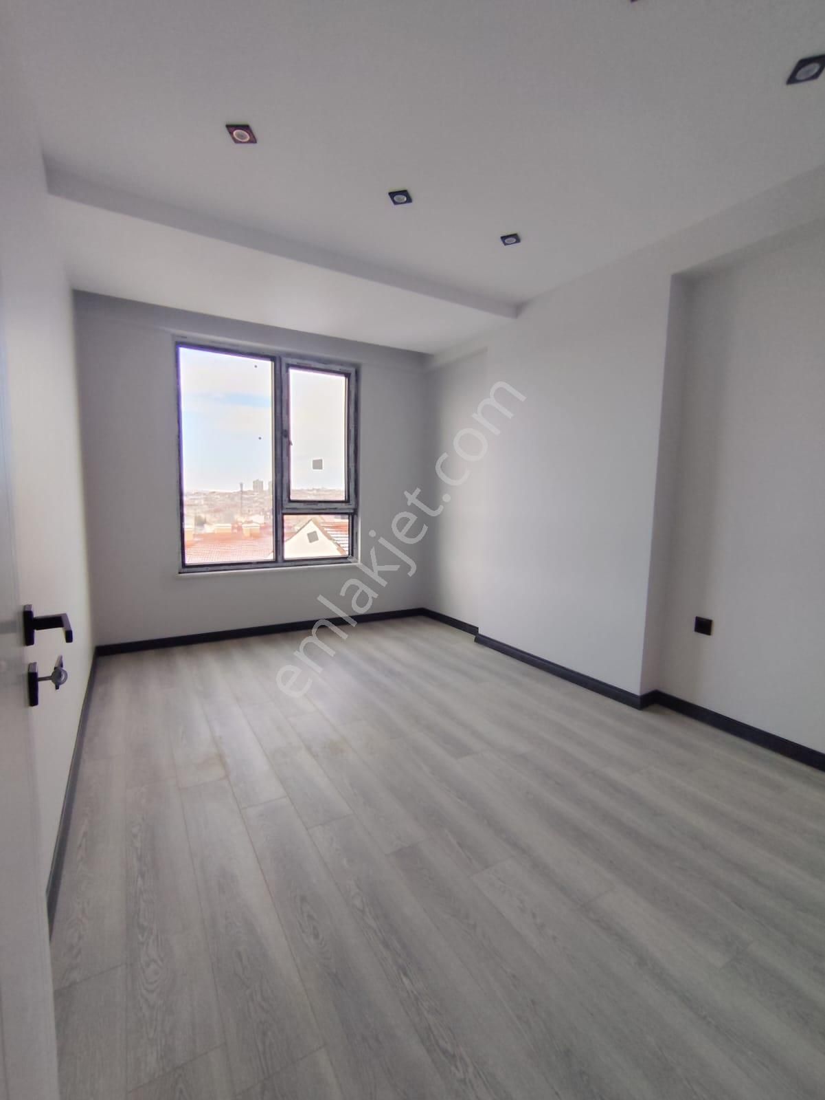 Özgür Gayrimenkul Güvencesiyle Çamlıca Mh. Lüx 5+1 Dublex Daire - Görsel 22