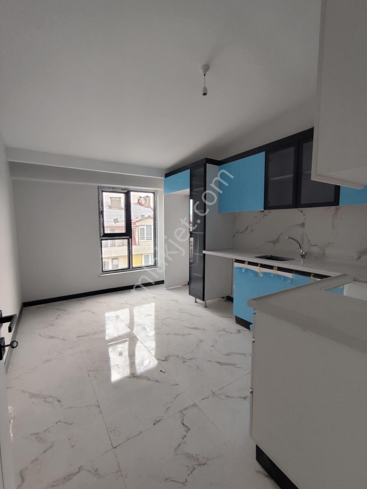 Özgür Gayrimenkul Güvencesiyle Çamlıca Mh. Lüx 5+1 Dublex Daire - Görsel 9