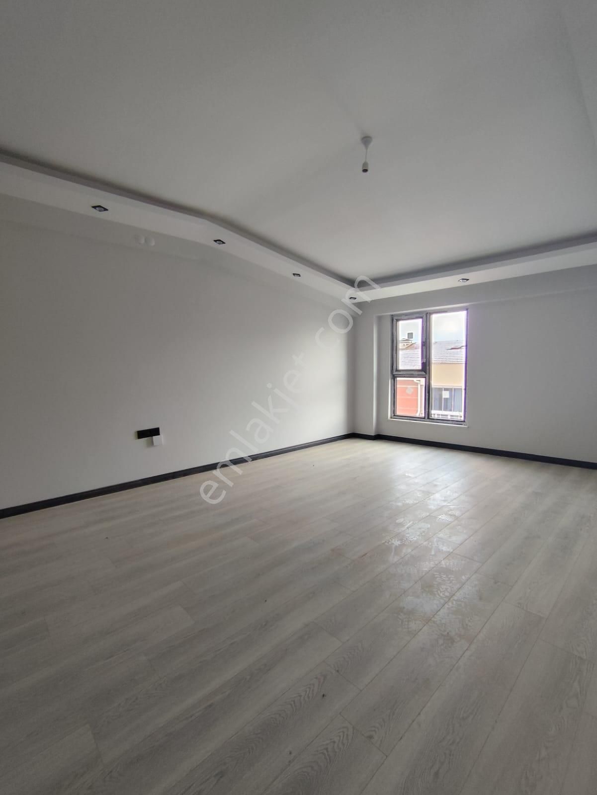 Özgür Gayrimenkul Güvencesiyle Çamlıca Mh. Lüx 5+1 Dublex Daire - Görsel 3