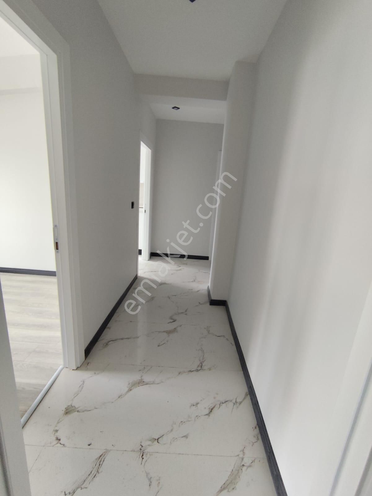 Özgür Gayrimenkul Güvencesiyle Çamlıca Mh. Lüx 5+1 Dublex Daire - Görsel 5